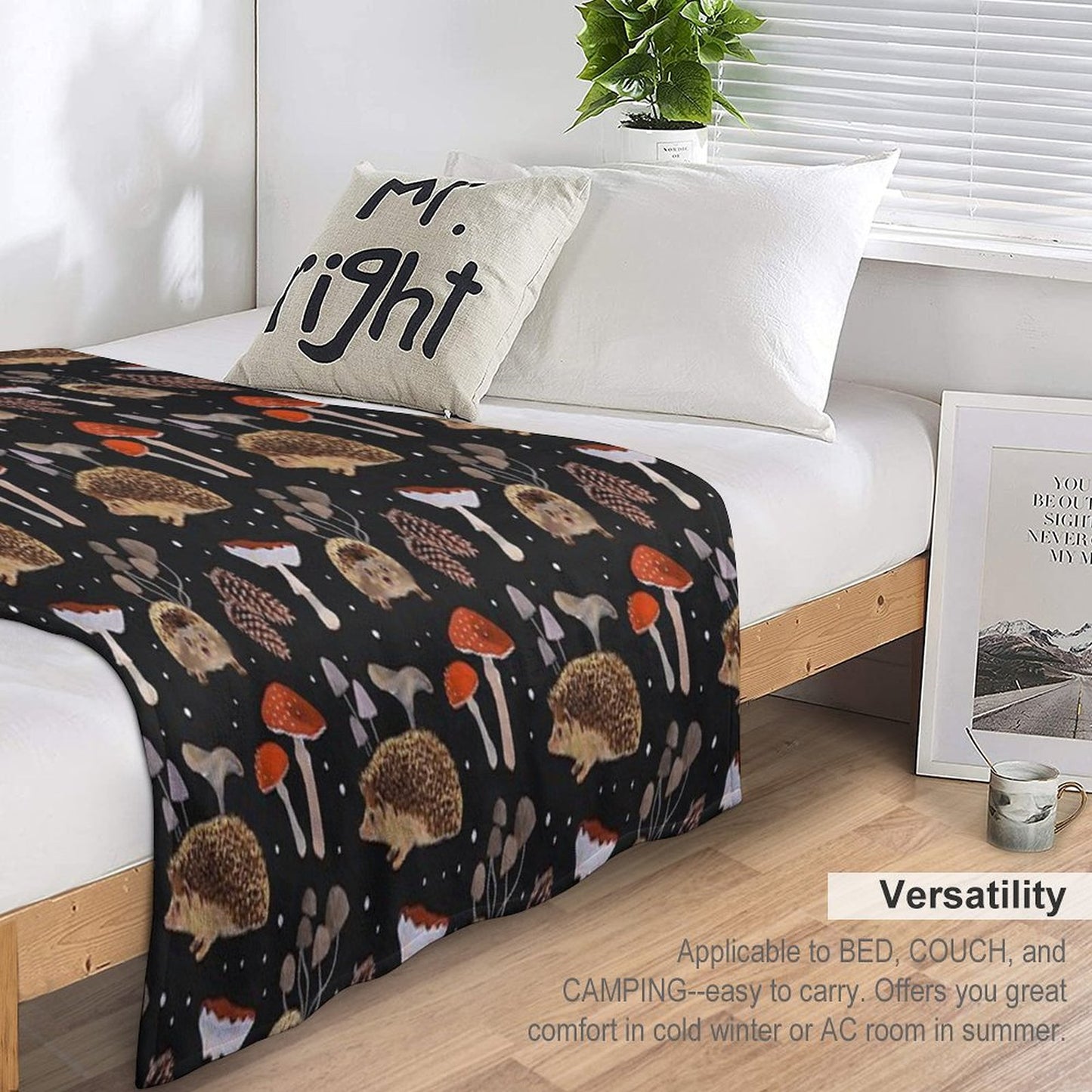 Hedgehogs And Mushrooms Throw Blanket