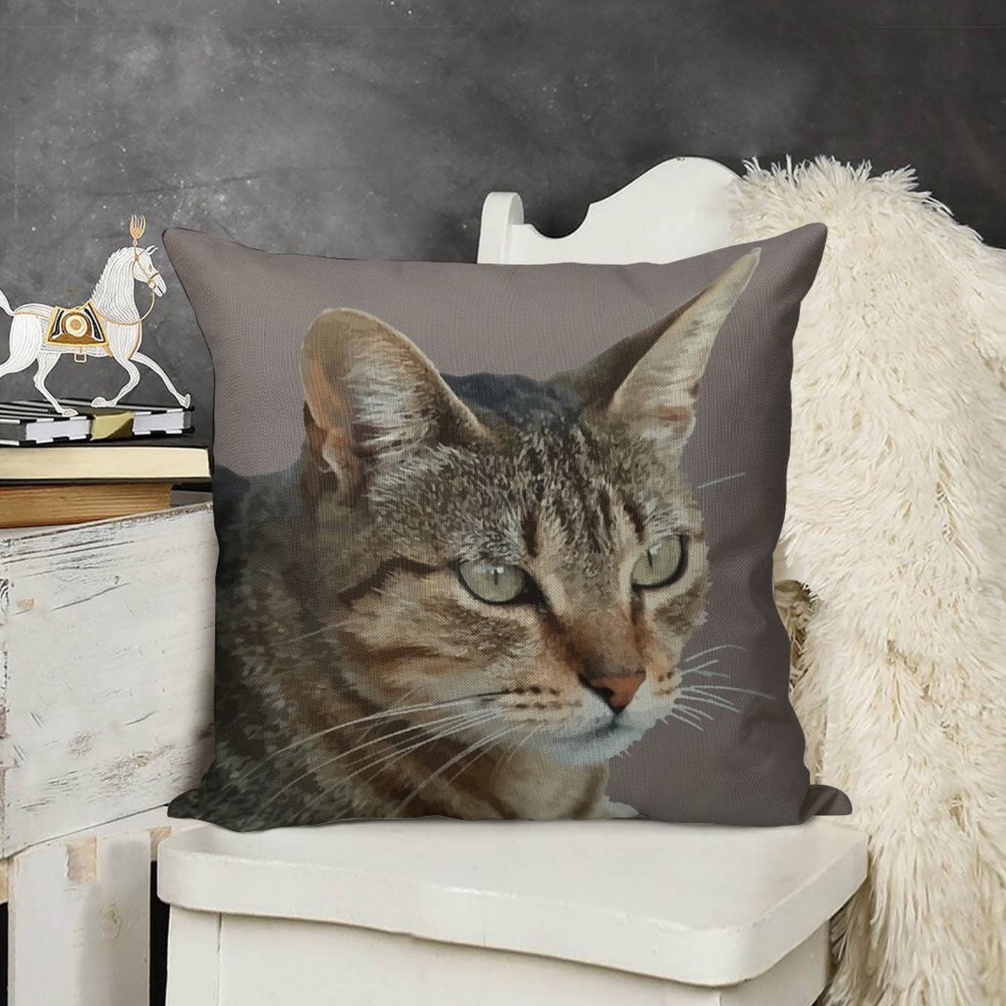 Stunning Tabby Cat Close Up Portrait Vector Isolated Linen Throw Pillow Cover