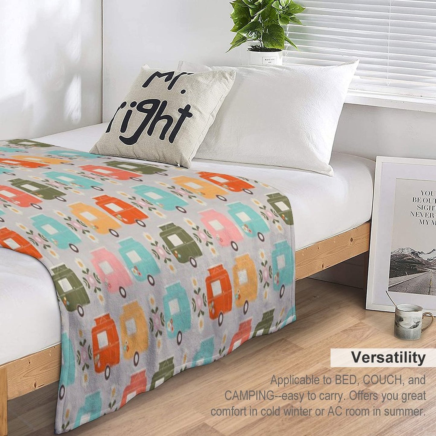 Colourful Vintage Caravans And Daisies Throw Blanket