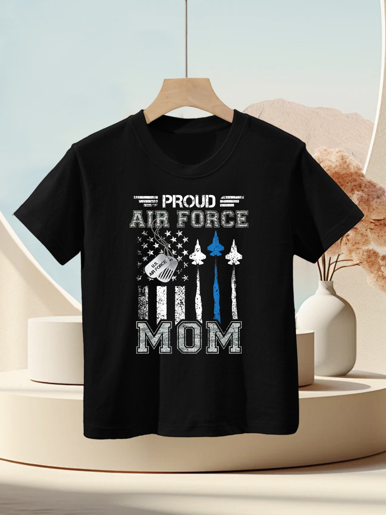 Proud Air Force Mom US Air Force Graduation Mom Gifts Kids T-Shirt