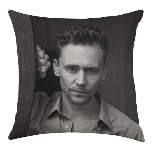 Tom Hiddleston Linen Throw Pillow Cover