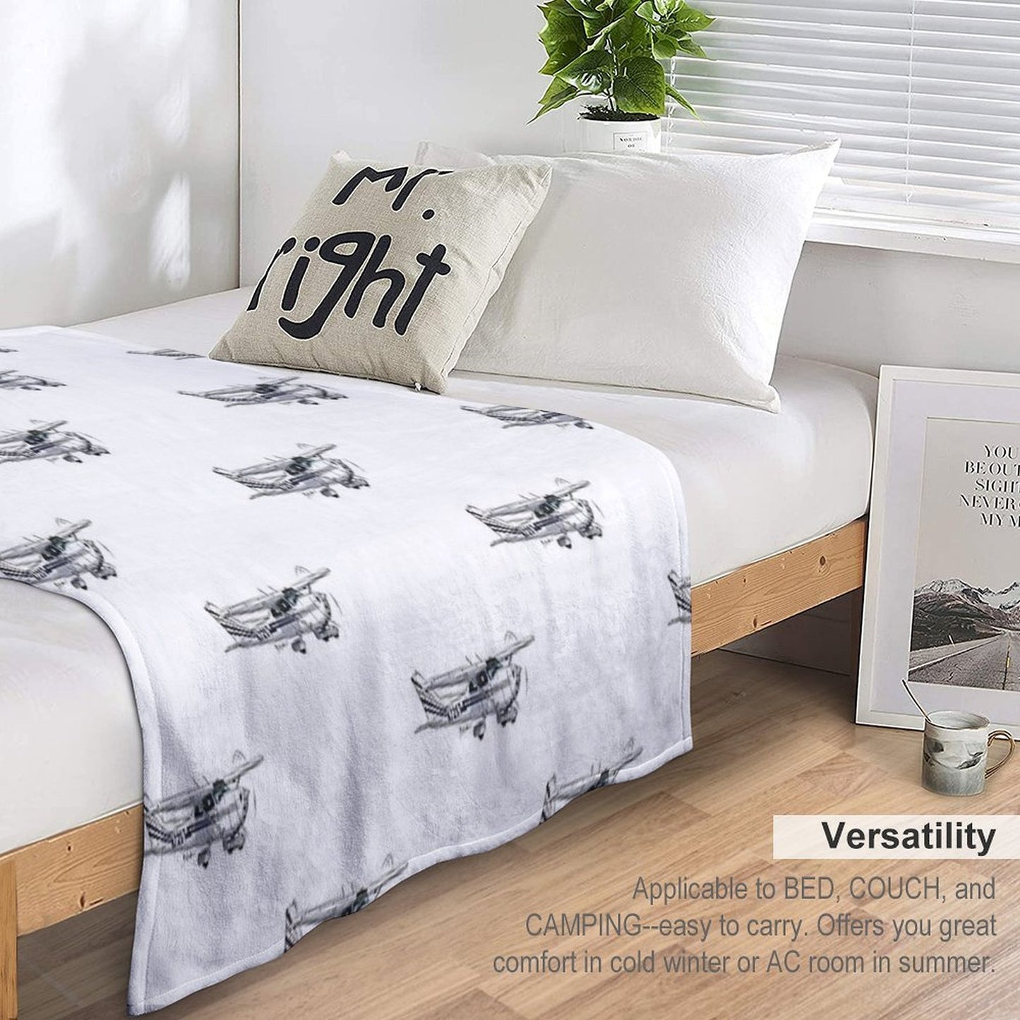 Cessna 172 N72ST Throw Blanket
