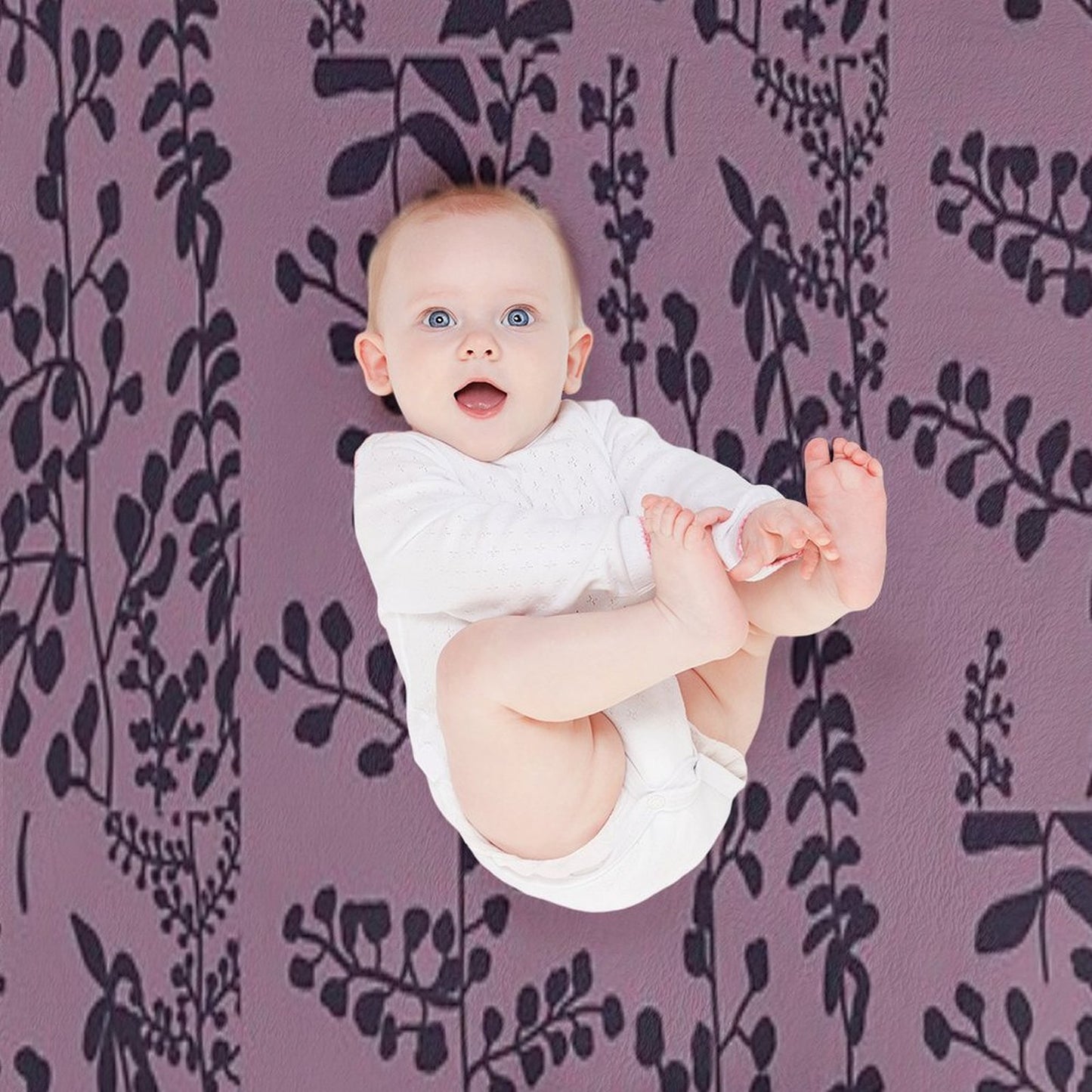 Bella’s Bedding Print Throw Blanket! Throw Blanket