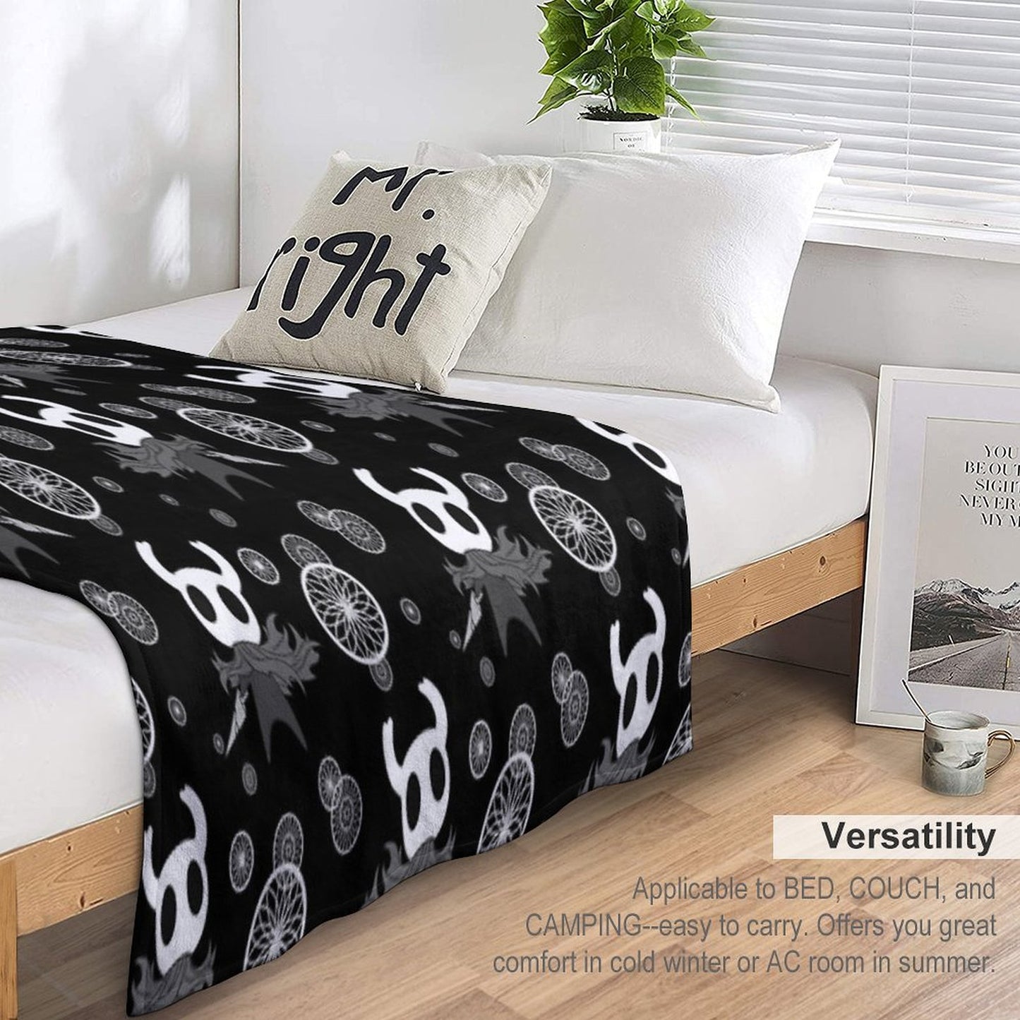 Hollow Knight Pattern Throw Blanket