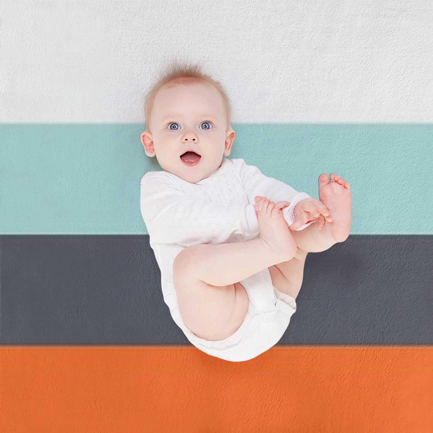 Low Stripe White & Blue Color Block Pattern Throw Blanket