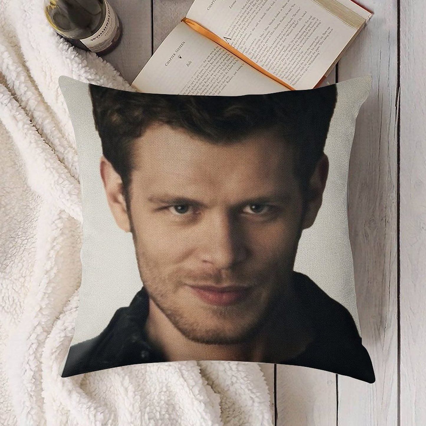 Hardest Original  Klaus Linen Throw Pillow Cover