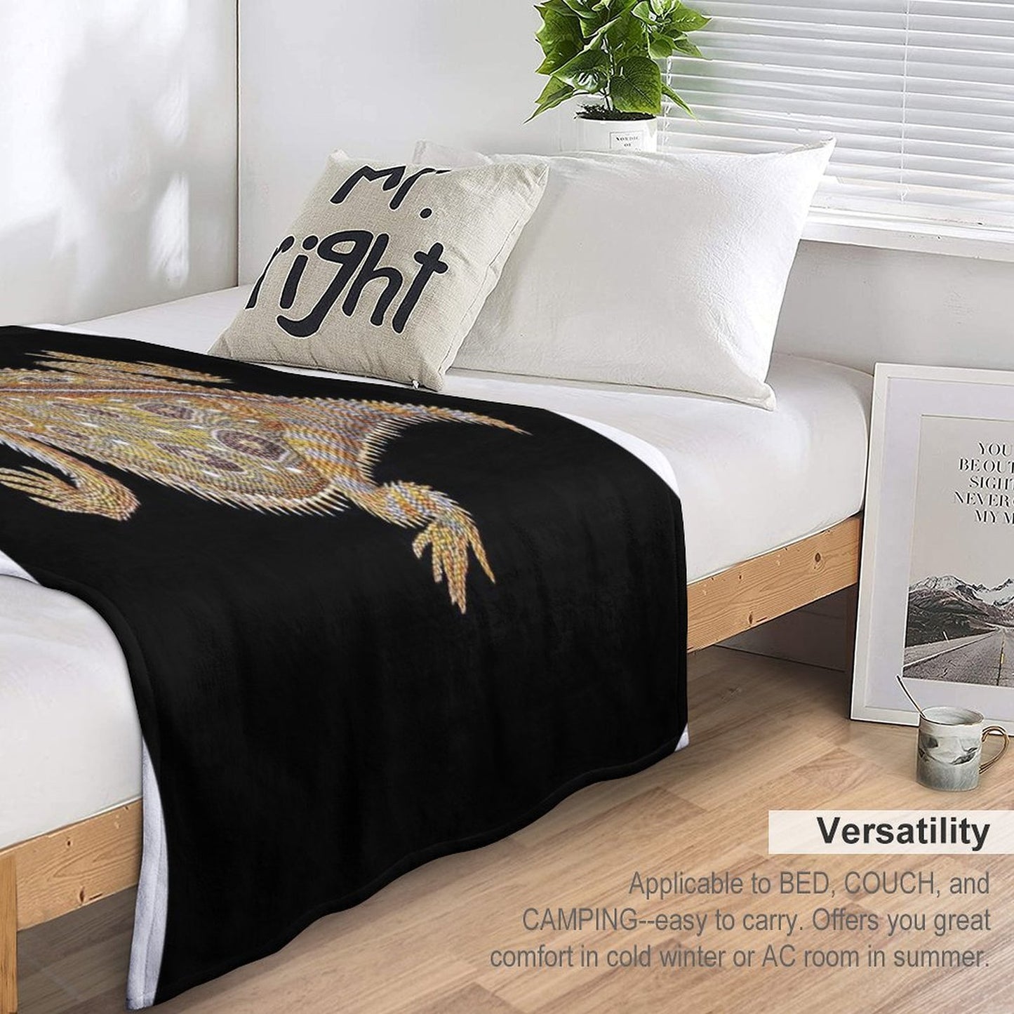 Horned Lizard Throw Blanket