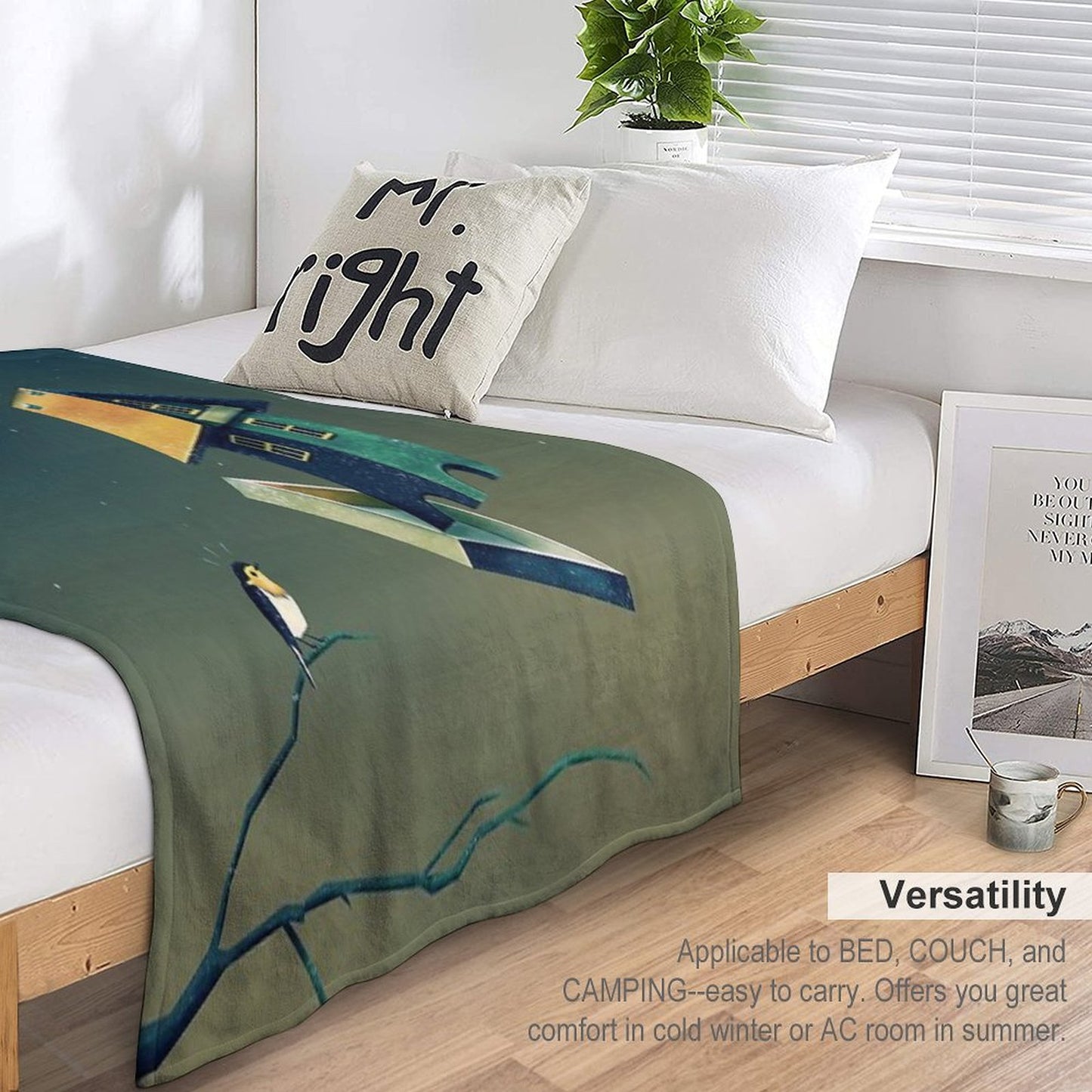 Flying Bird...house Throw Blanket