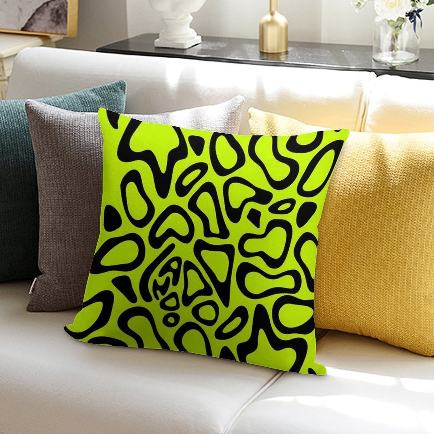 Lando Norris 2024 Helmet Pattern Black Soft Washable Throw Pillow