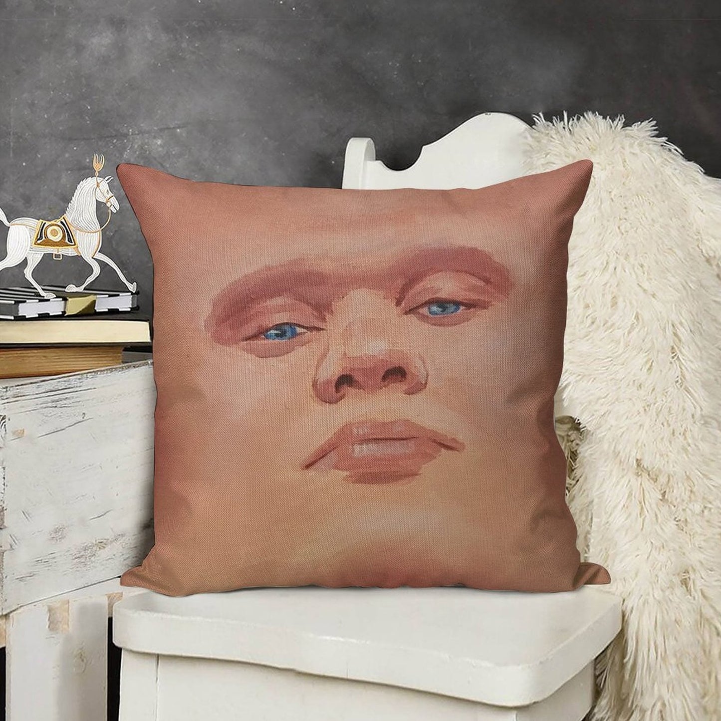 Smug Erling Haaland Face Linen Throw Pillow Cover