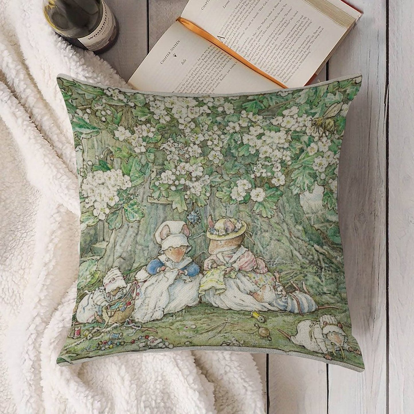Brambly Hedge - Hawthorn Blossom And Babies Linen Throw Pillow Cover
