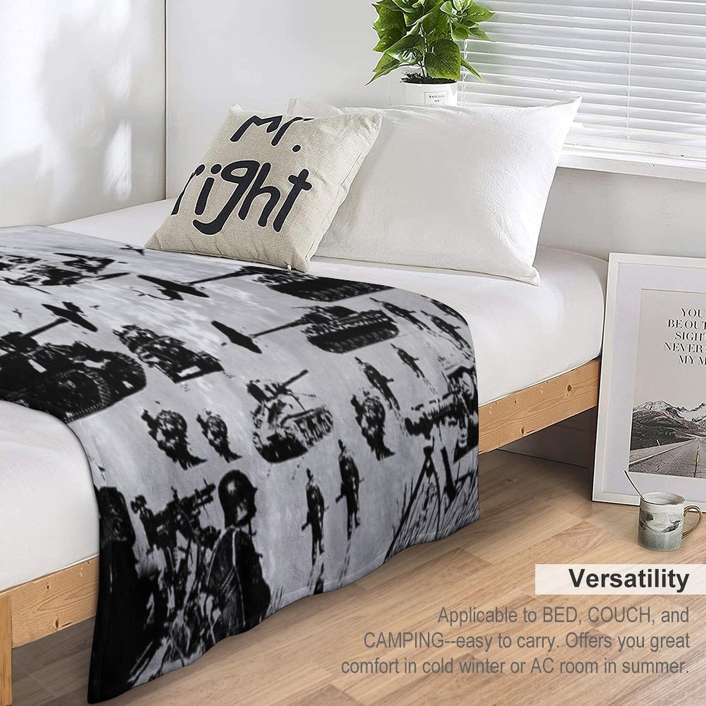 1944 WORLD WAR 2 Throw Blanket