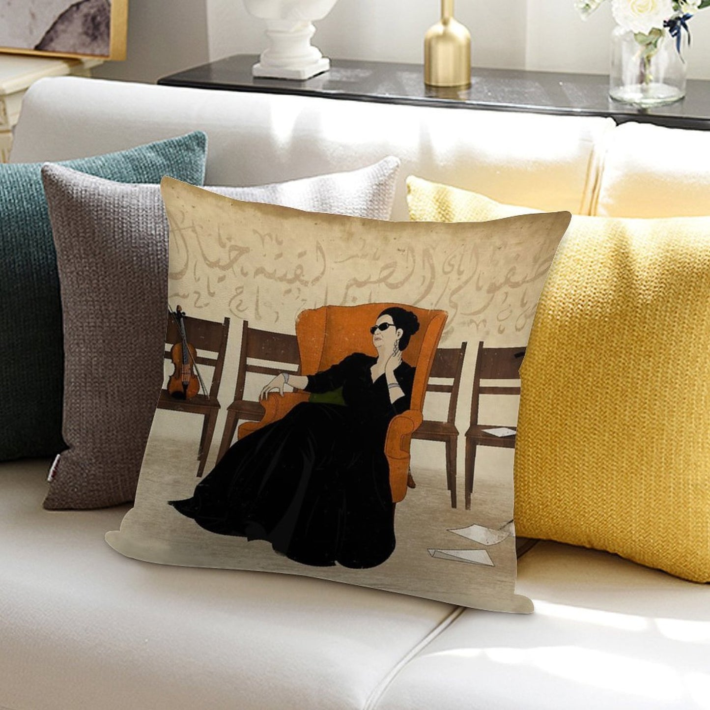 Oum Kolthoum Soft Hidden Zipper Throw Pillow