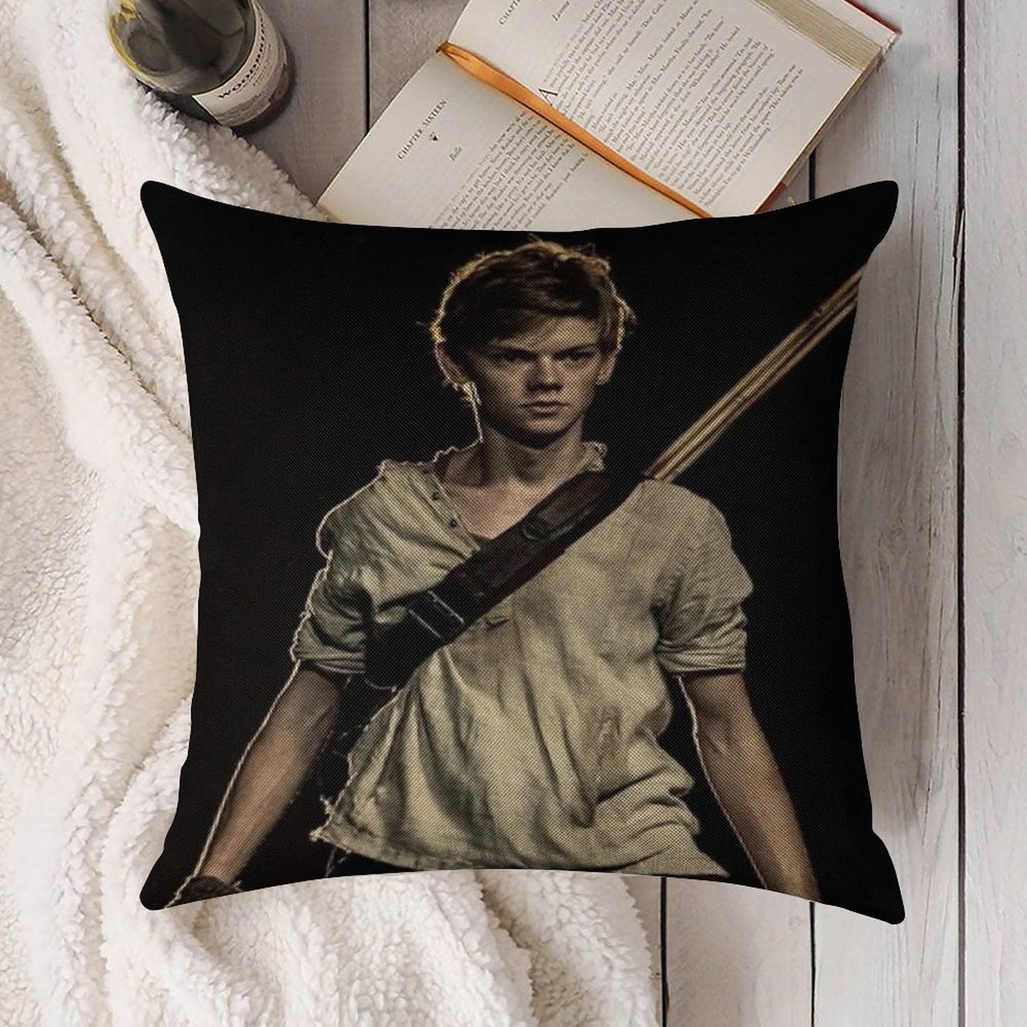 The Maze Runner - Newt 2 Linen Throw Pillow Cover