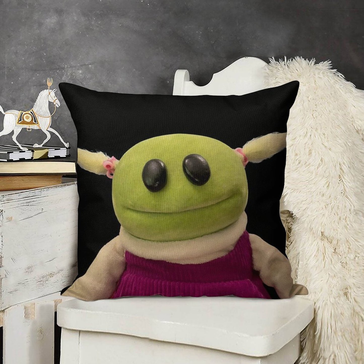 Nanalan Mona Linen Throw Pillow Cover