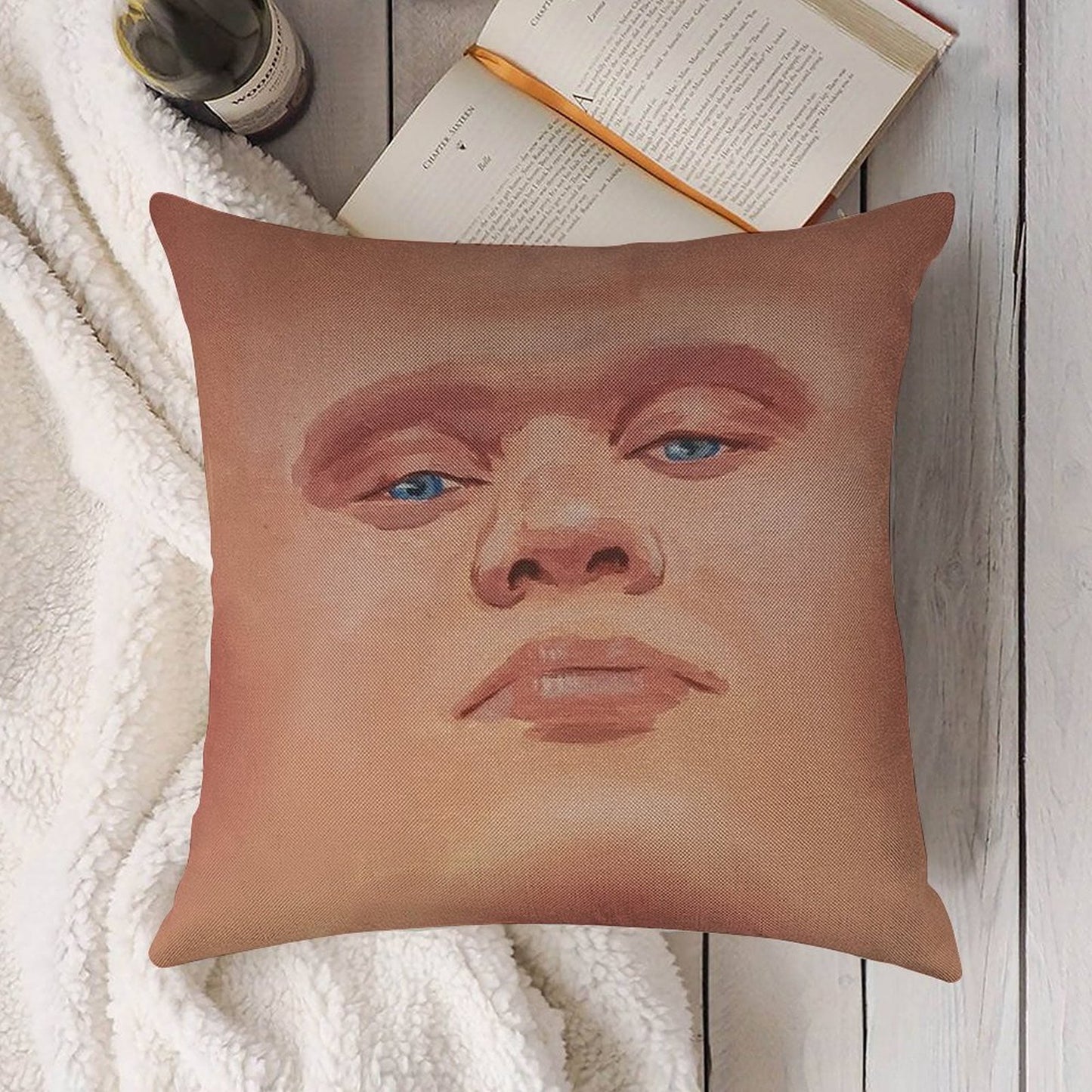 Smug Erling Haaland Face Linen Throw Pillow Cover