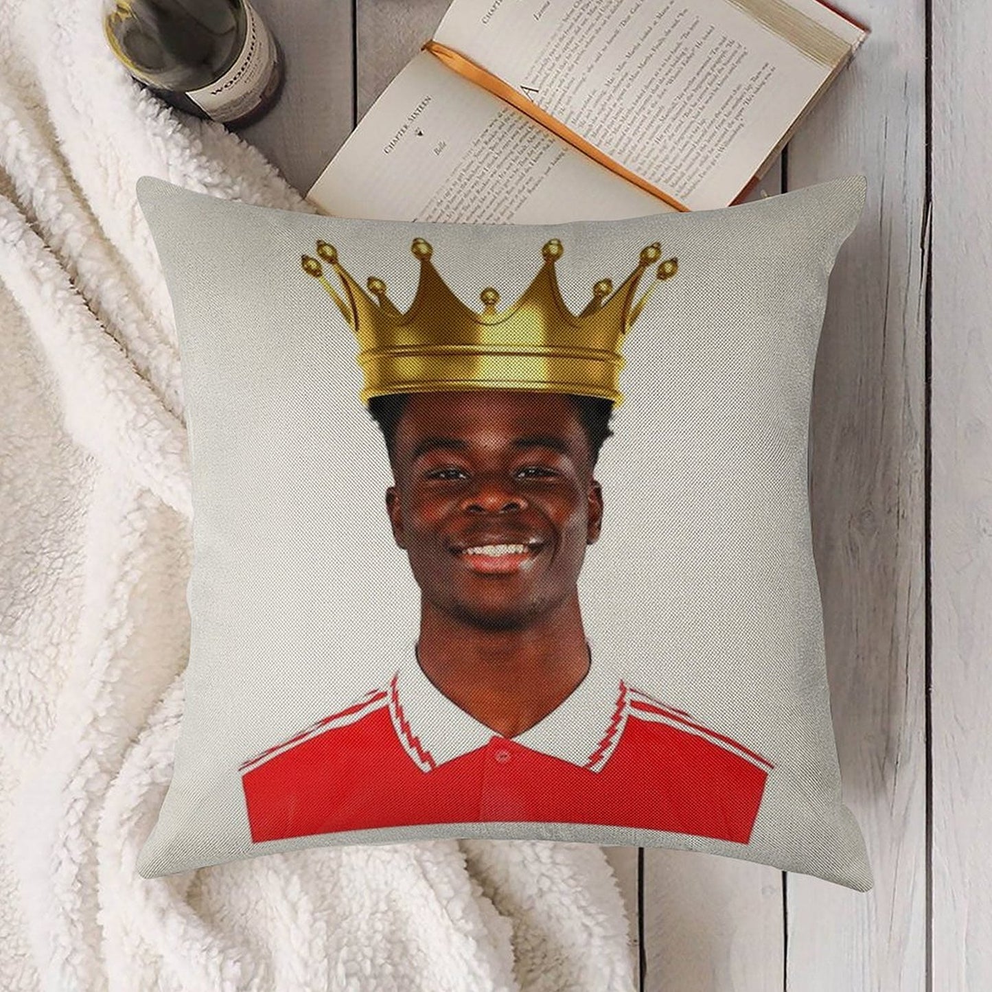 King Bukayo Saka Linen Throw Pillow Cover