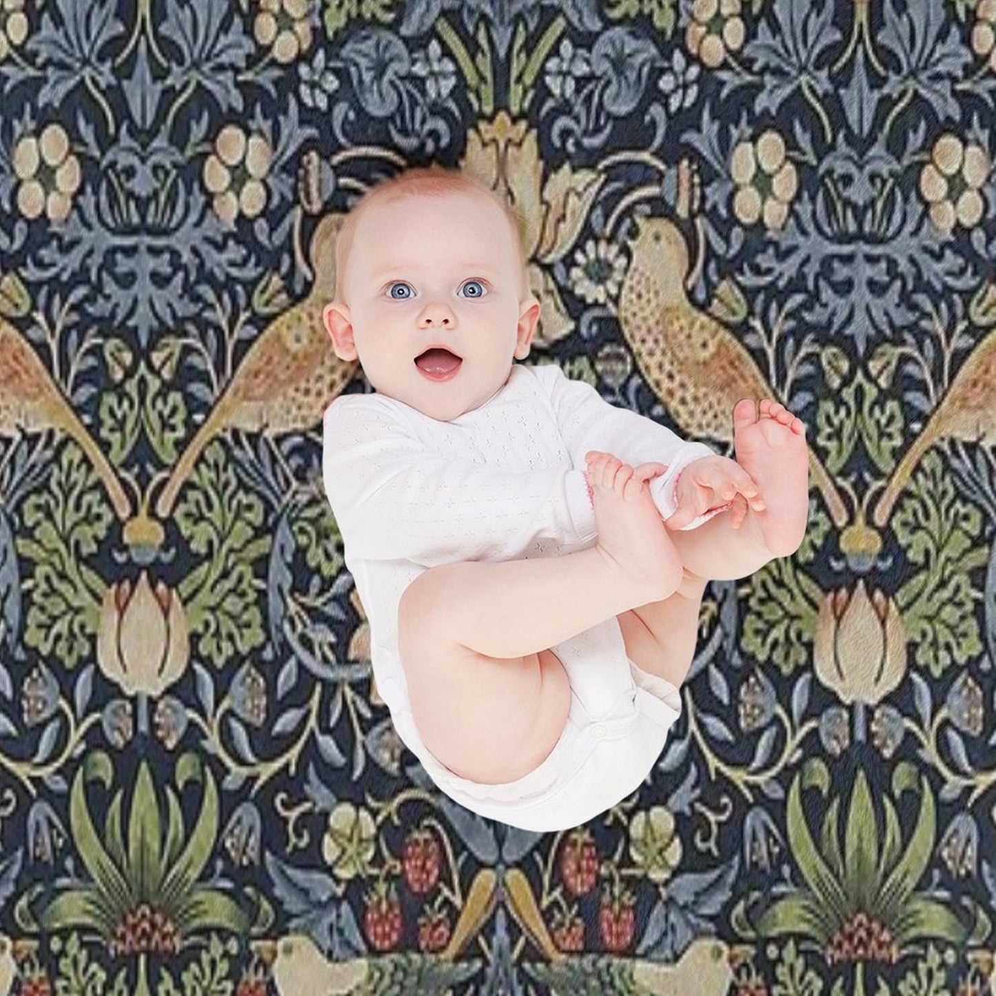 William Morris Strawberry Thief Pattern Throw Blanket
