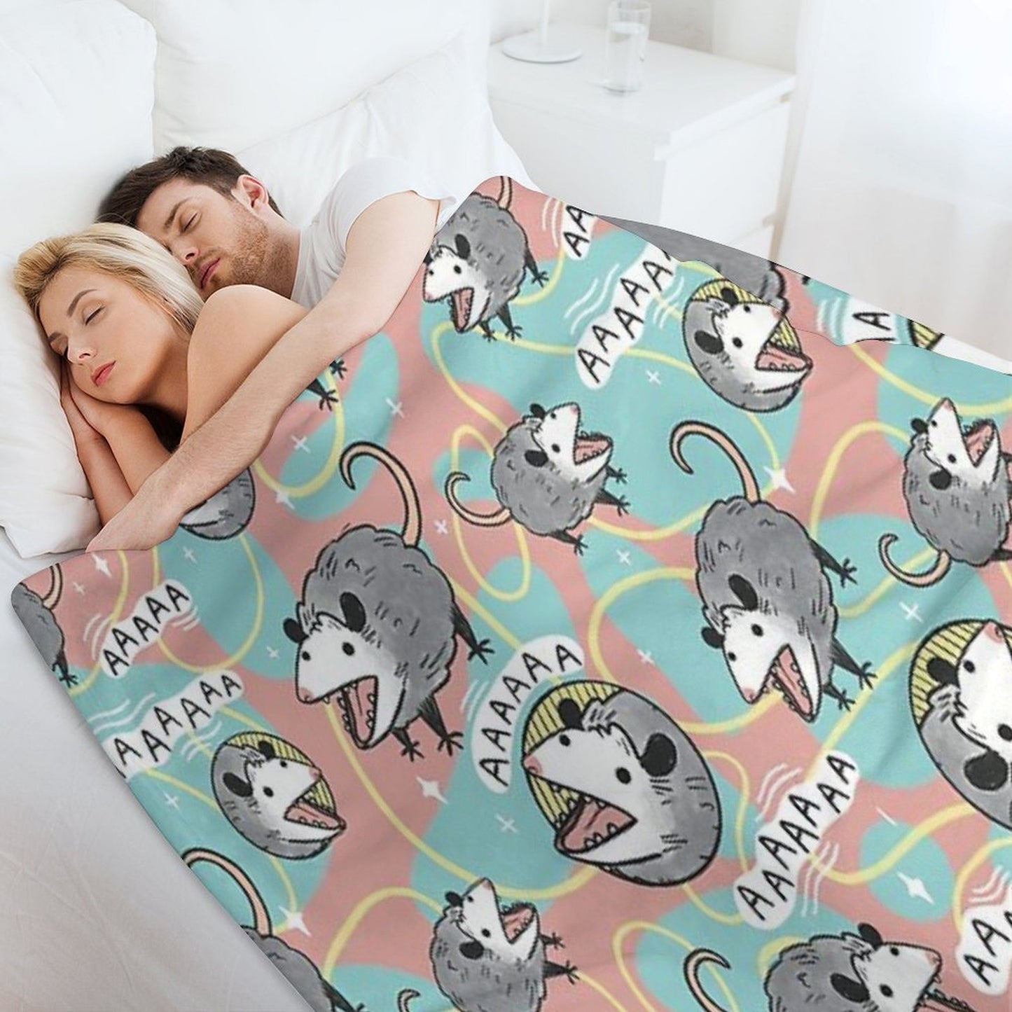 Opossum Screm Throw Blanket