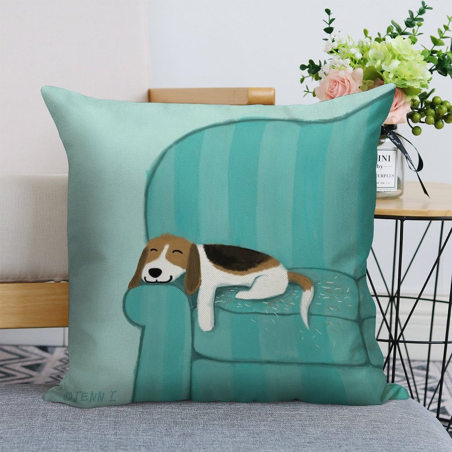 Happy Couch Dog Cute Beagle Linen Throw Pillow Cover