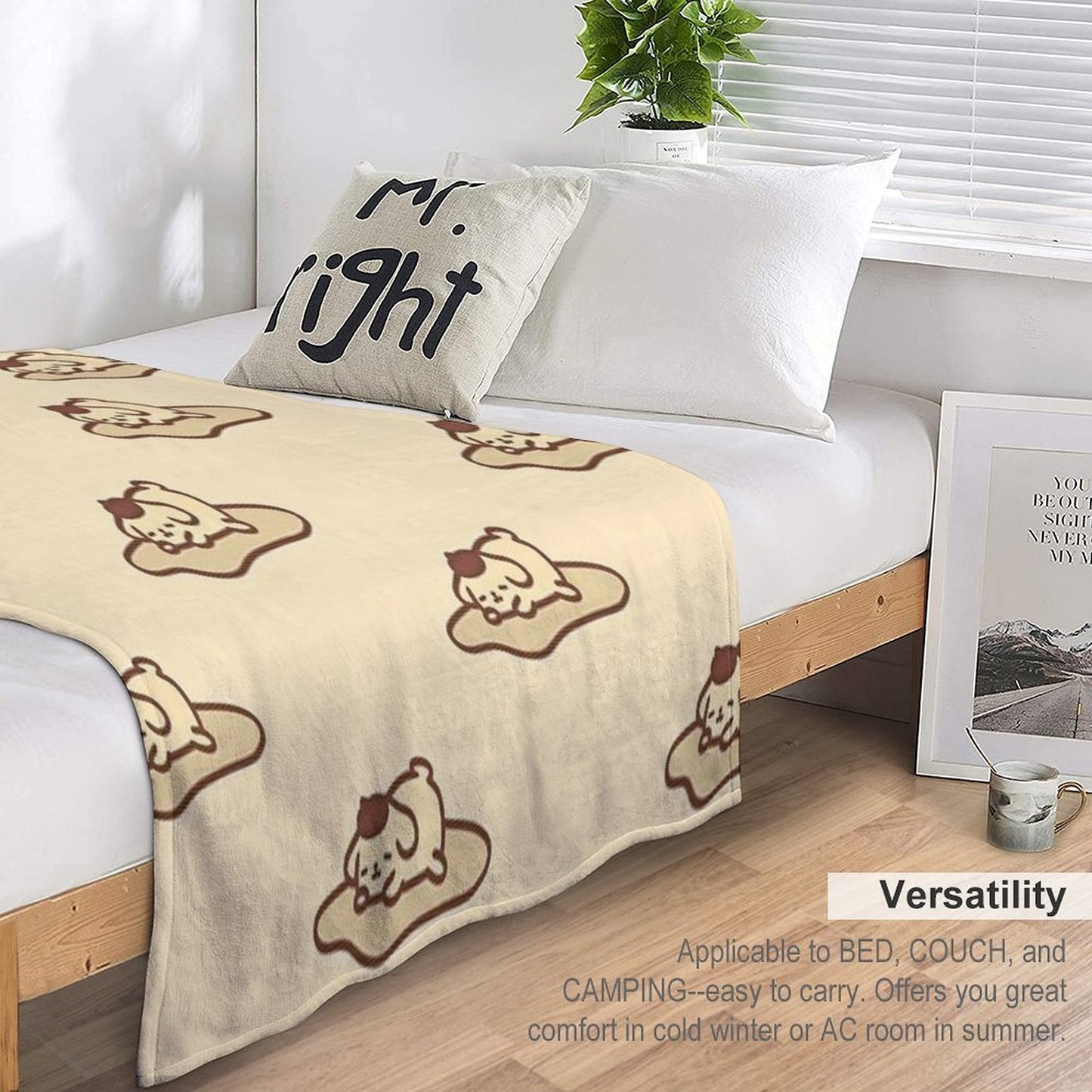 Pompompurin’s Lazy Day Throw Blanket