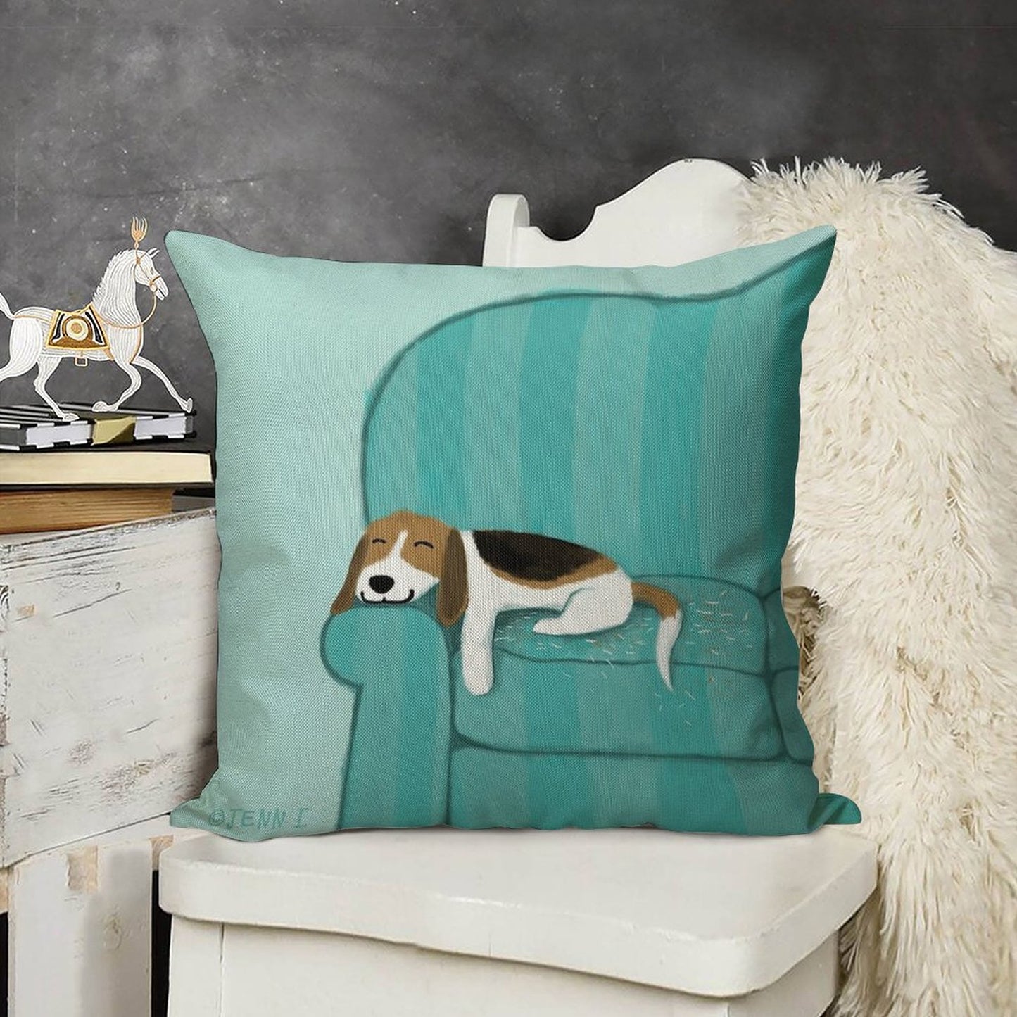 Happy Couch Dog Cute Beagle Linen Throw Pillow Cover