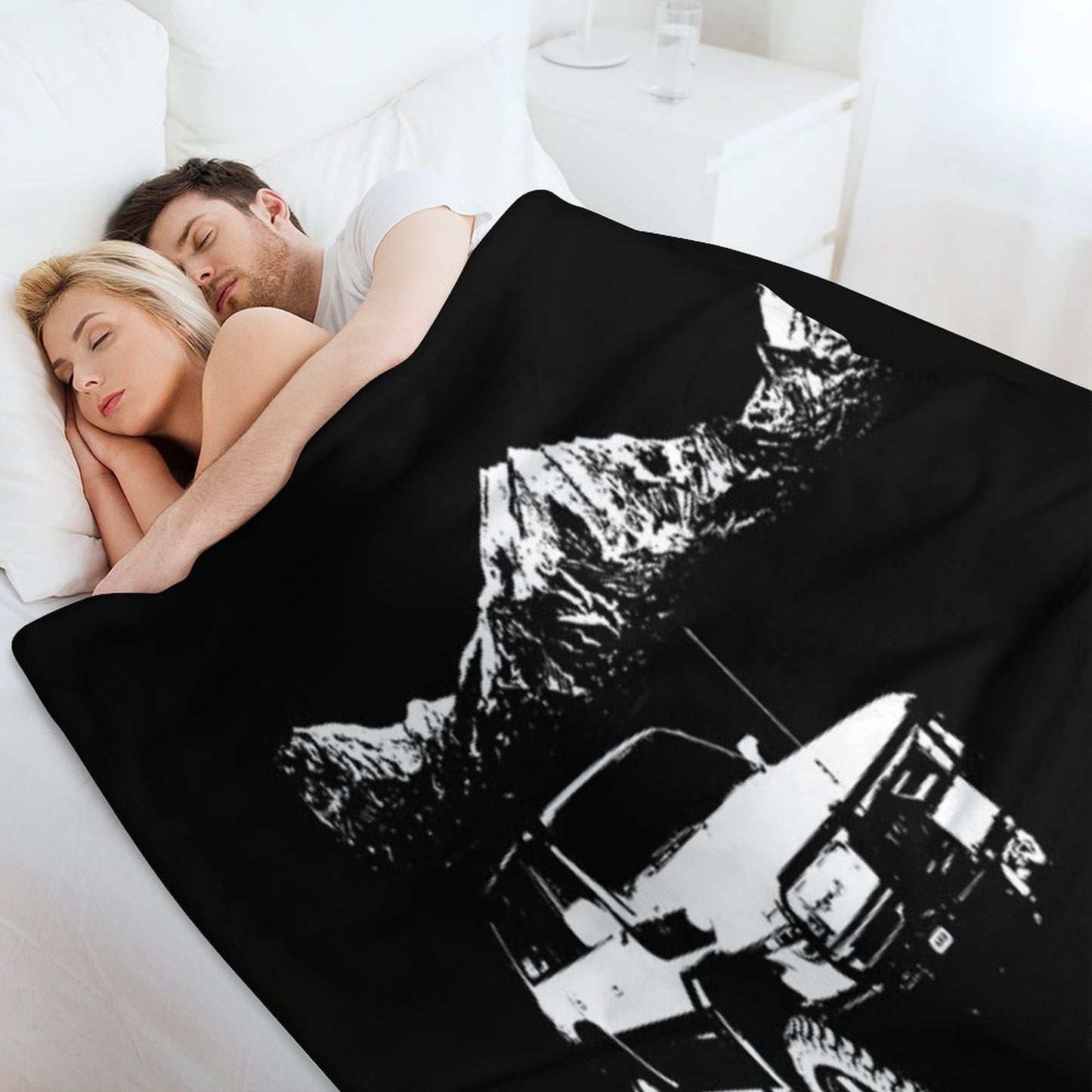 80 Series Landcruiser Throw Blanket