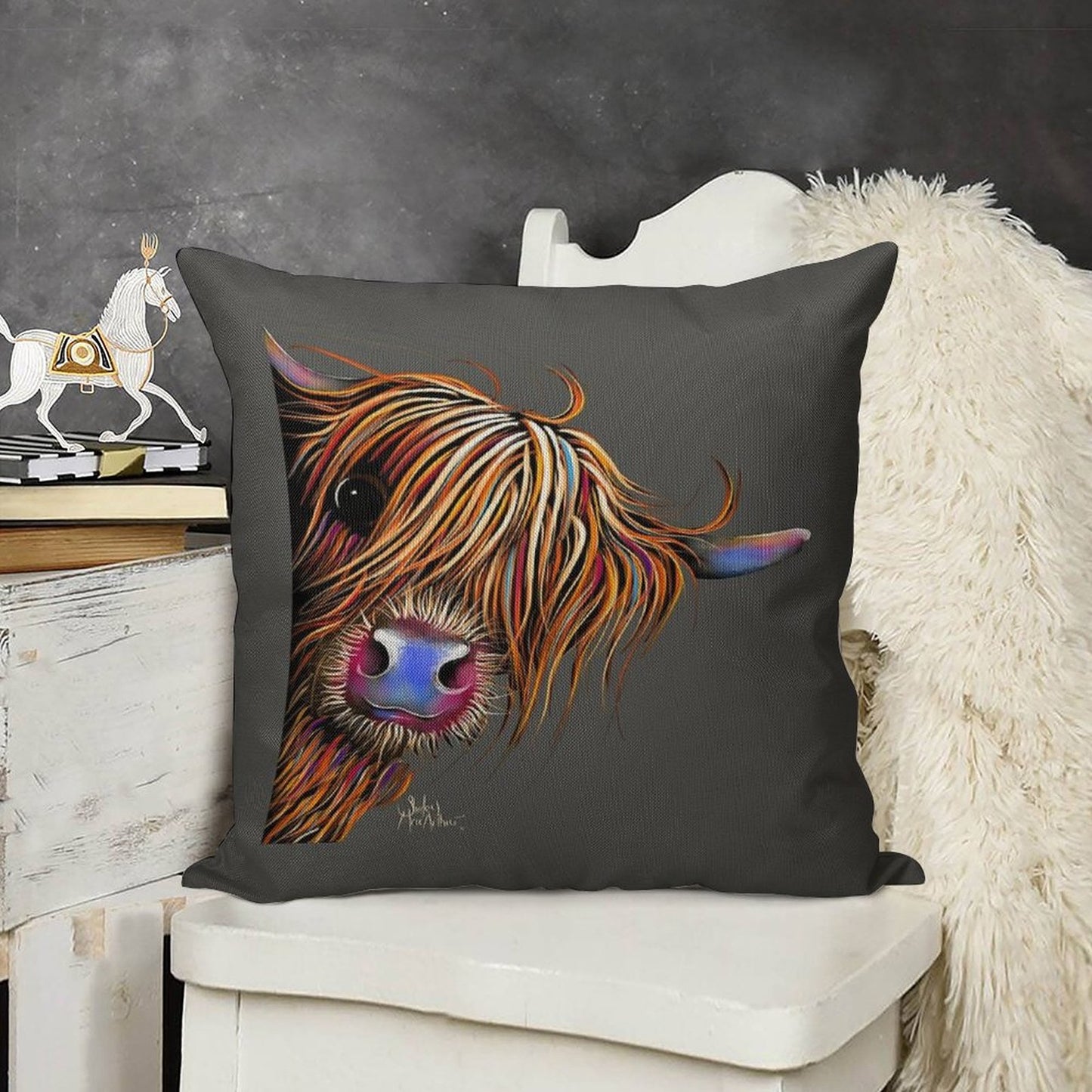 HiGHLaND CoW PRiNT SCoTTiSH ' SuGaR LuMP ON GReY ‘ BY SHiRLeY MacARTHuR Linen Throw Pillow Cover