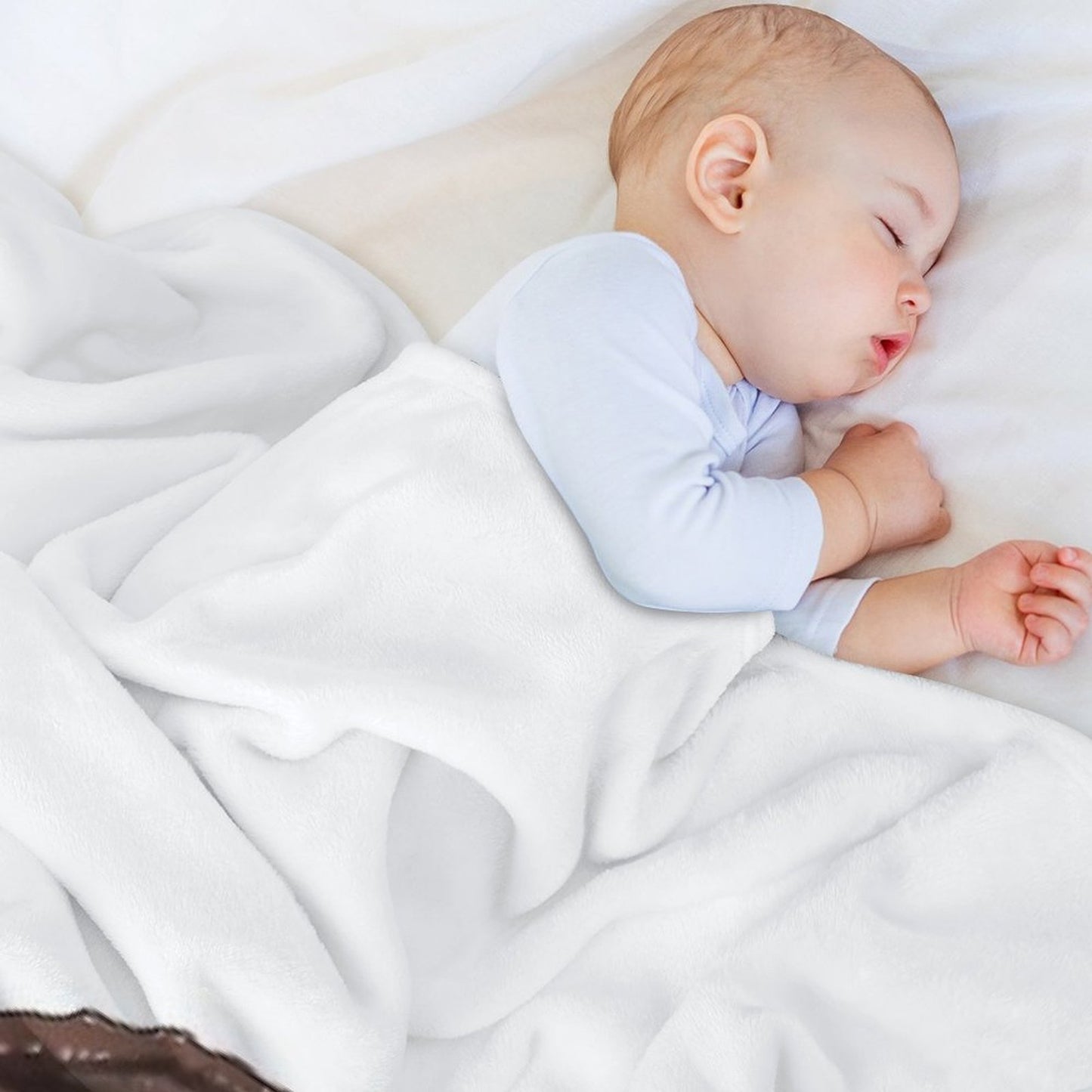 Sand Rain Frog Throw Blanket