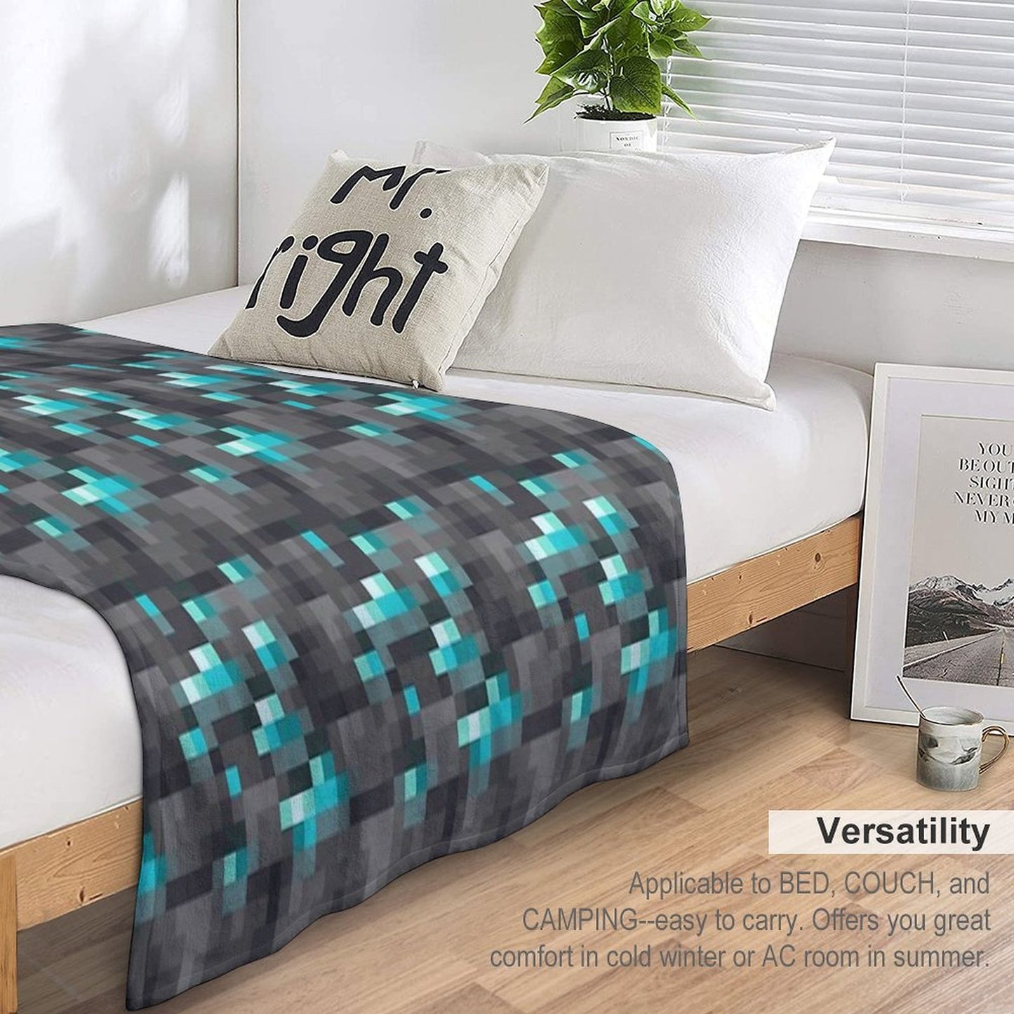 Deepslate Diamond Ore Throw Blanket