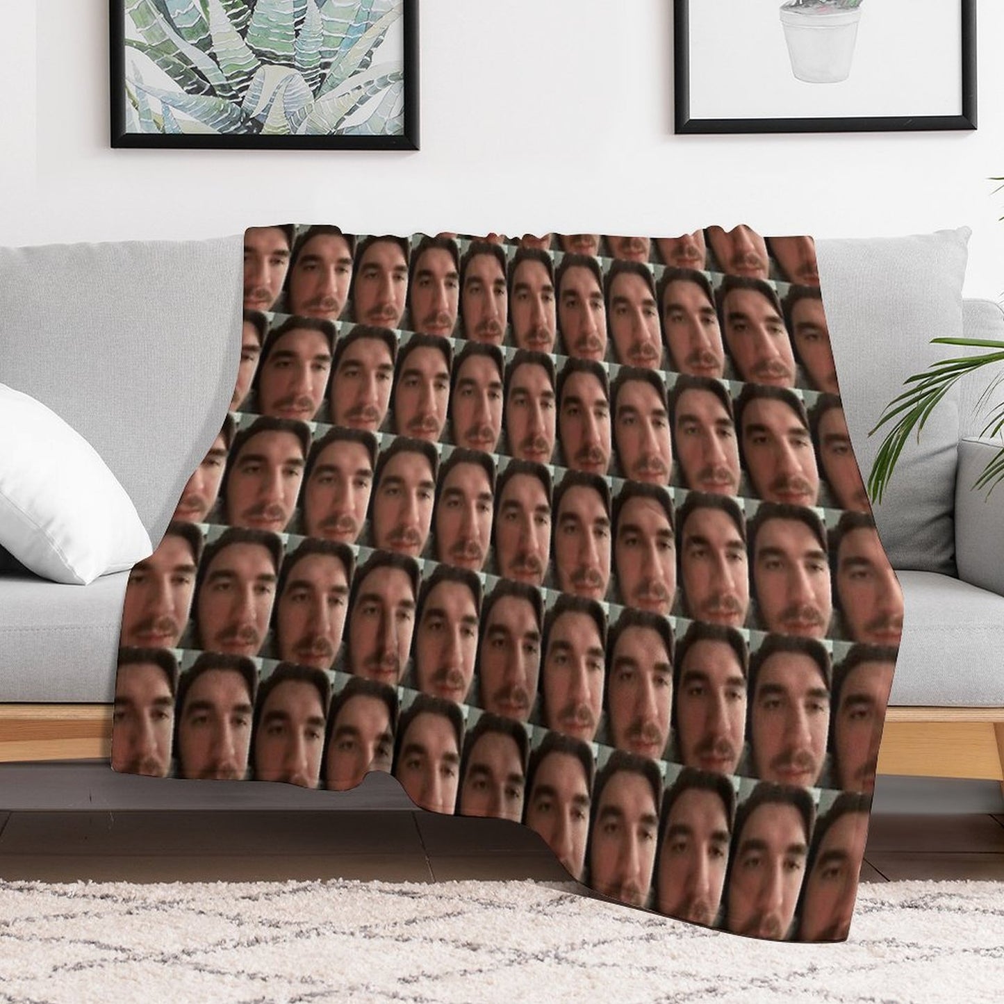 Schlatt (featuring Schlanketsjschlatt Blankets) Throw Blanket