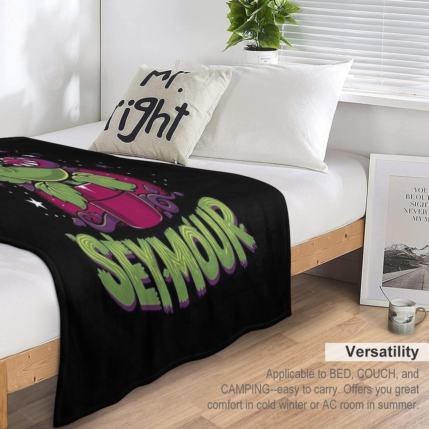Spooky Horror Feed Me - Creepy Cute Audrey Plant - Horror Musical Throw Blanket