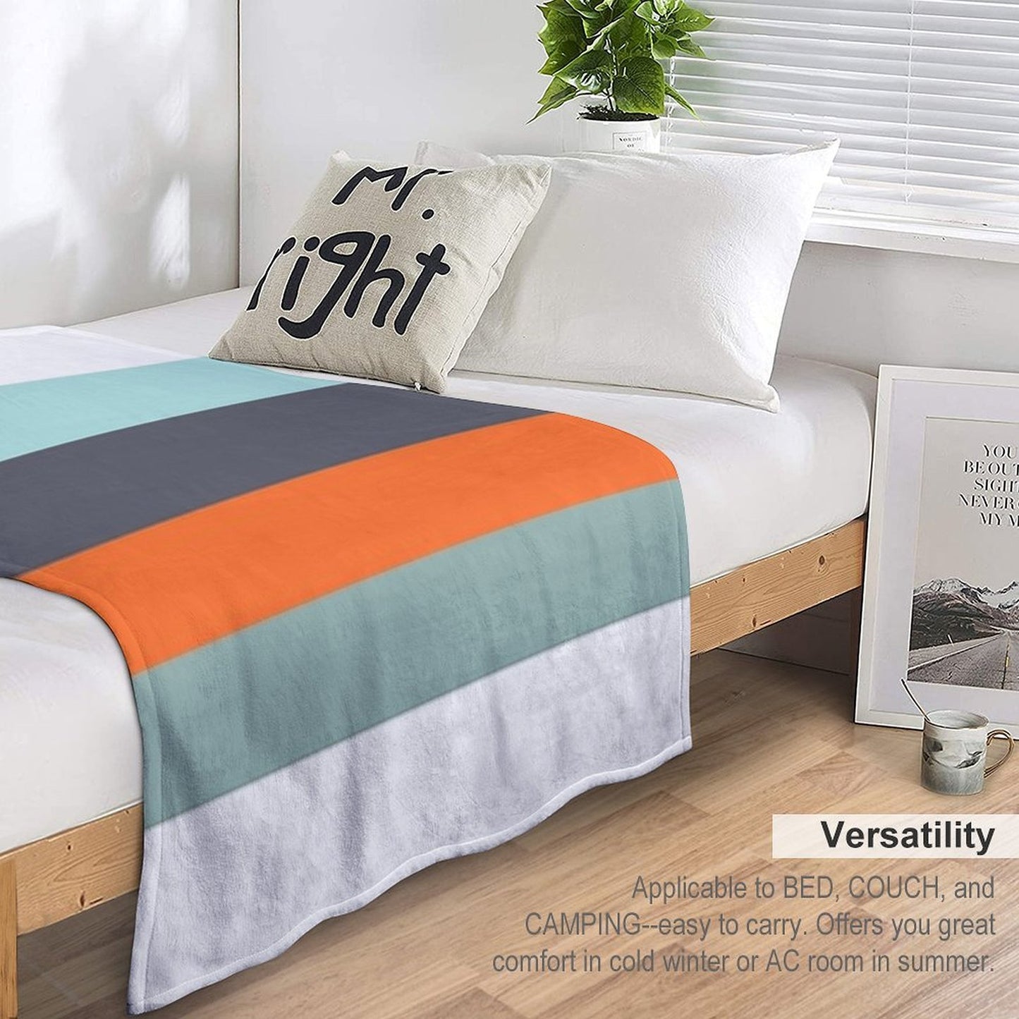 Low Stripe White & Blue Color Block Pattern Throw Blanket