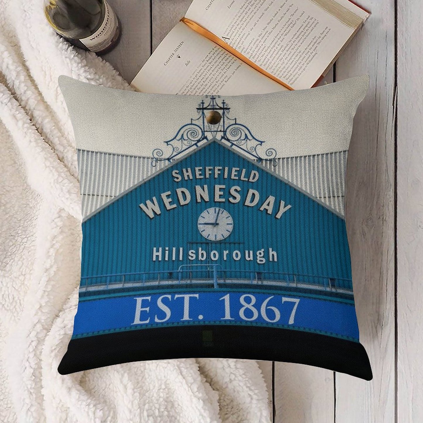 Sheffield Wednesday Famous Clock Linen Throw Pillow Cover