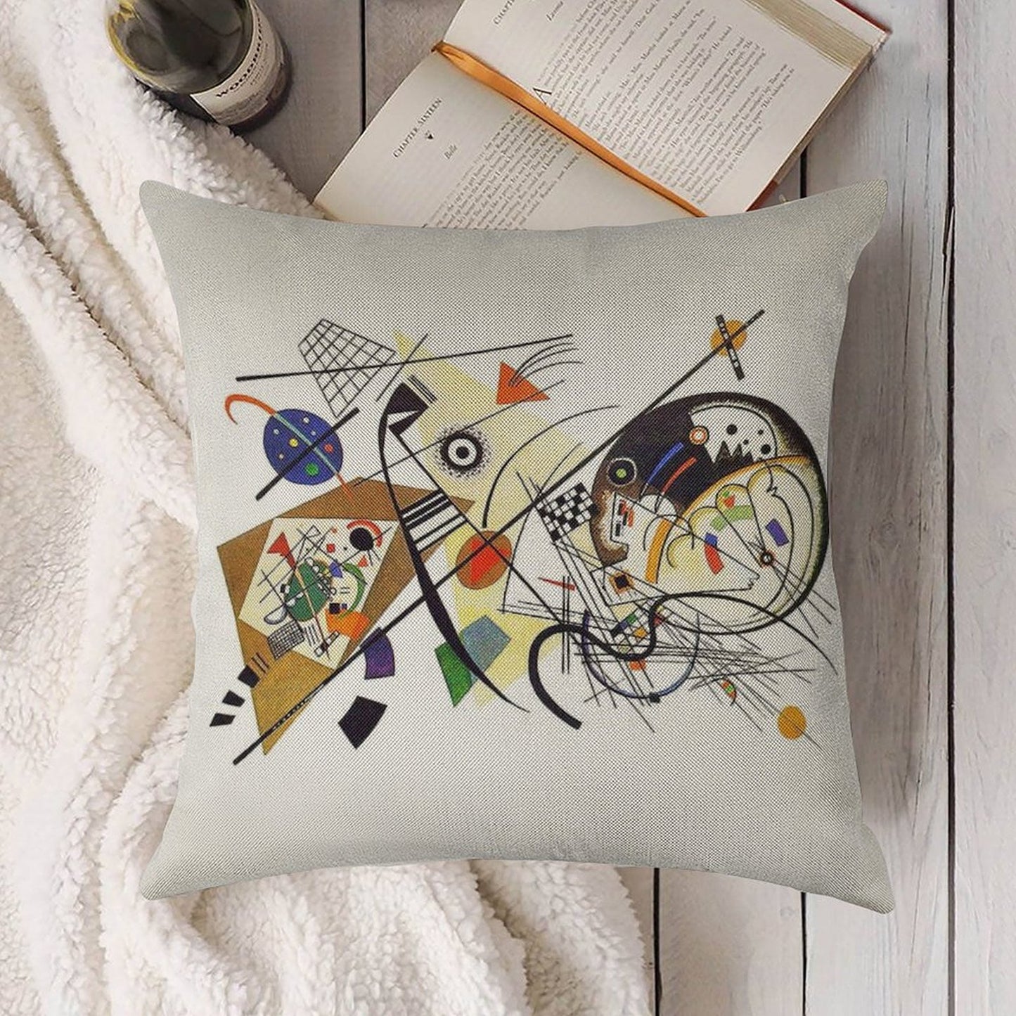 HD. Transverse Line (1923), by Wassily Kandinsky Linen Throw Pillow Cover