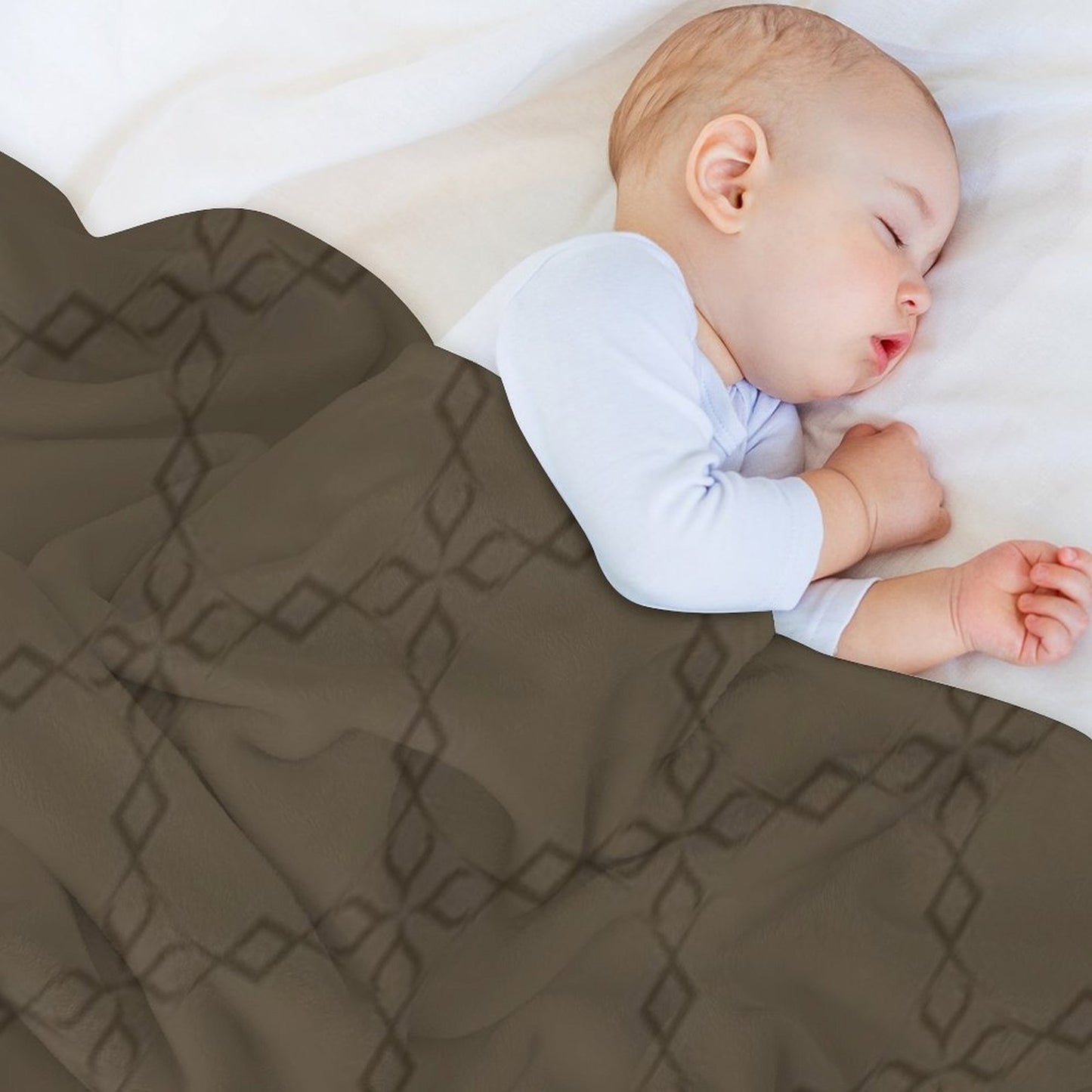 Circle Chain of Gray Mixed with Light Brown Throw Blanket