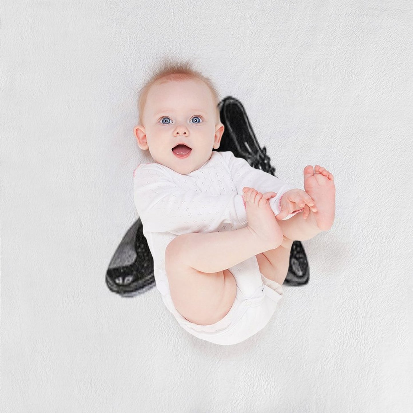 BLACK SHOE Throw Blanket
