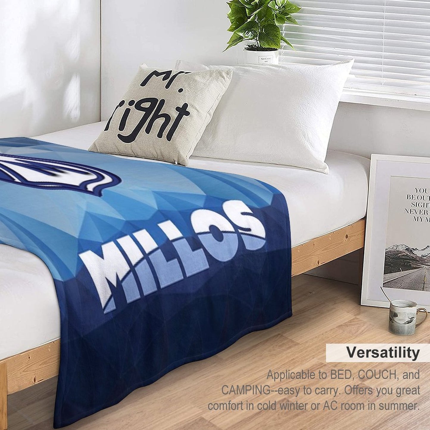 Millonarios Throw Blanket