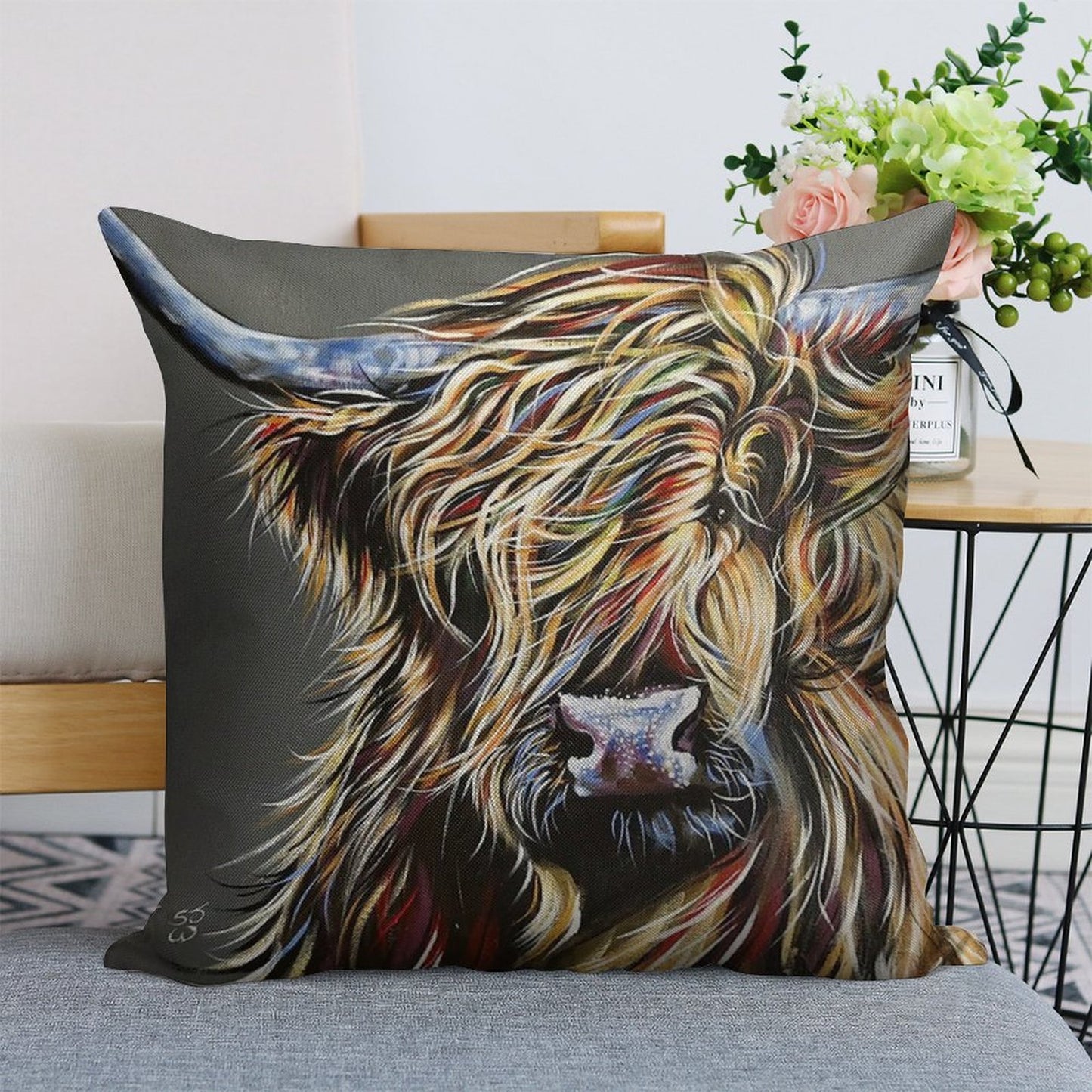 Beau The Colourful Highland Cow Linen Throw Pillow Cover