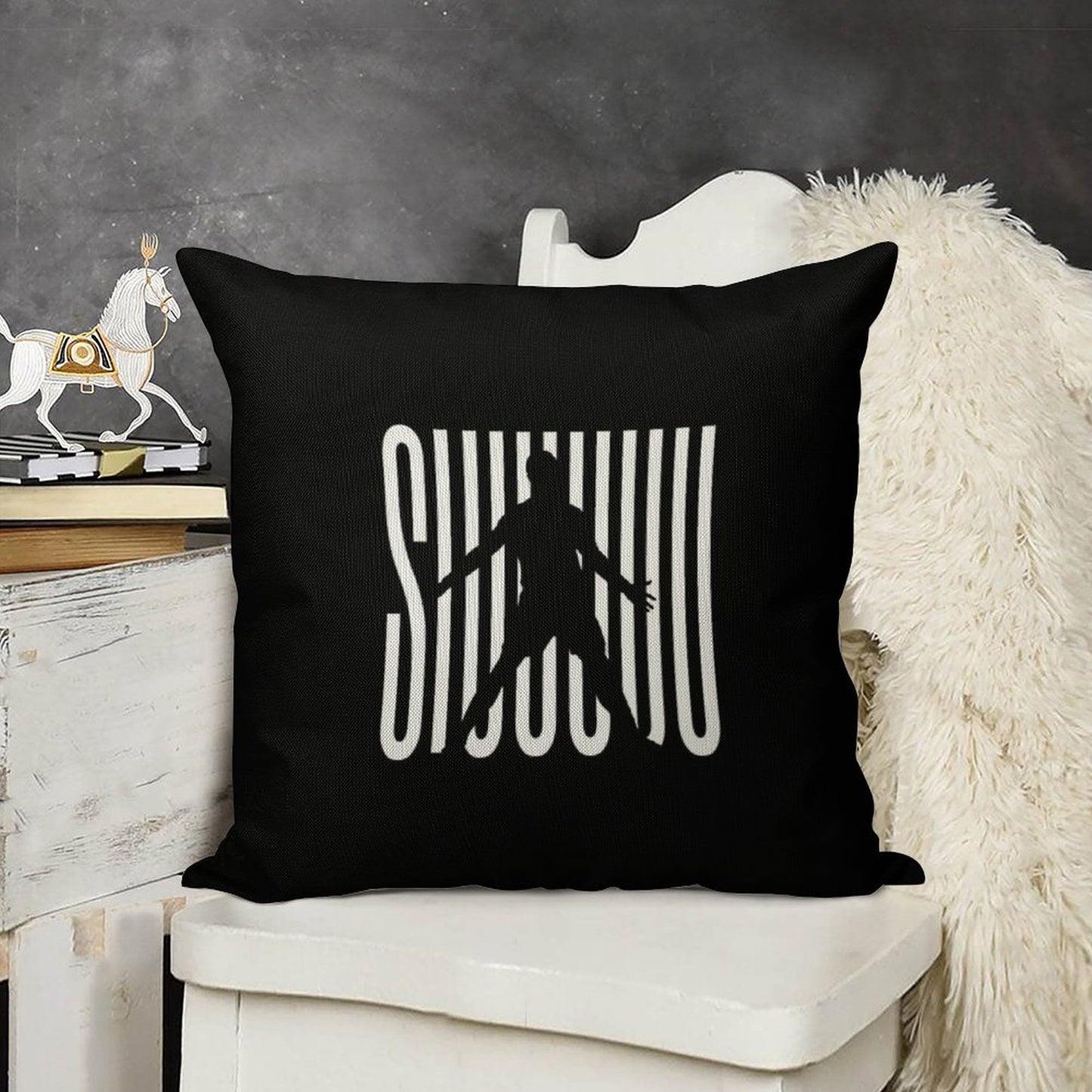 Siuuu CR7, Cristiano Ronaldo Funny Linen Throw Pillow Cover
