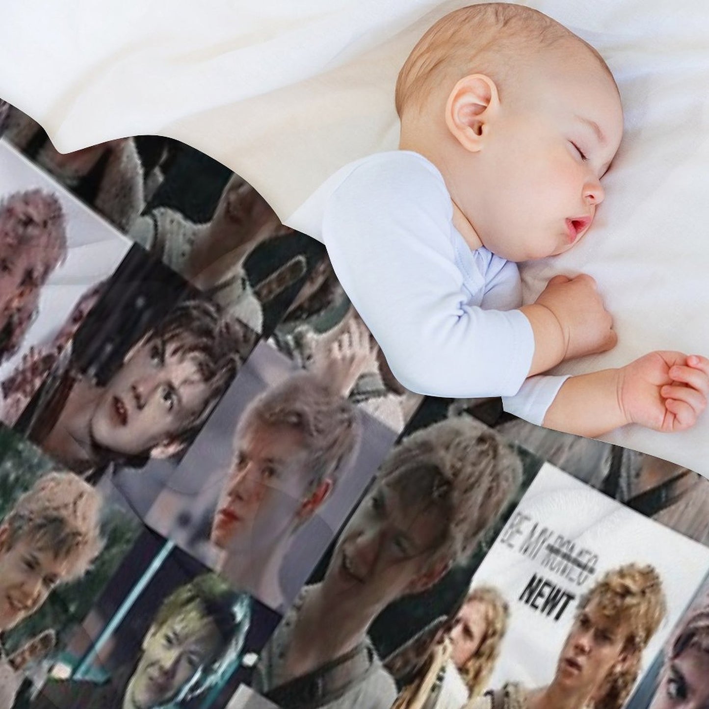 Newt Throw Blanket