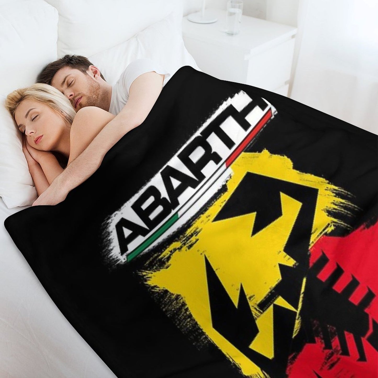 M8EOEOIVUGOZY Throw Blanket