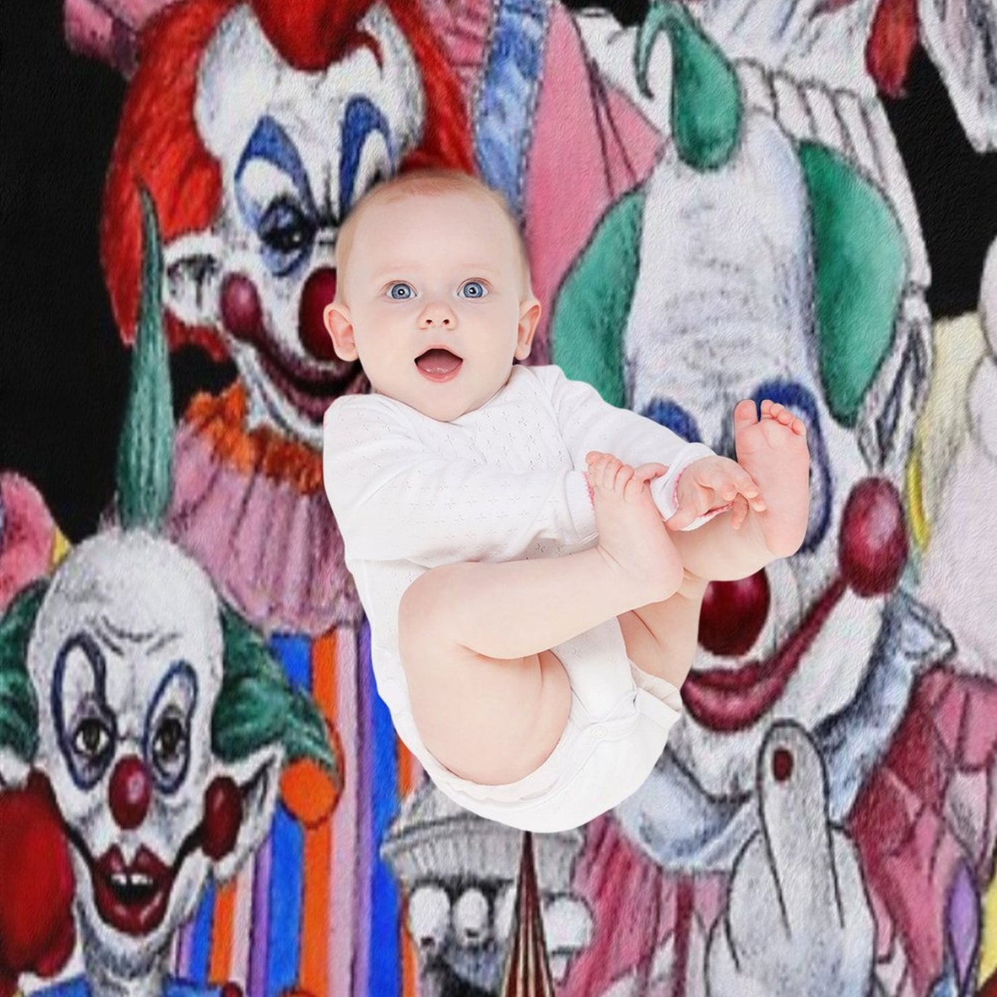 Killer Klowns From Outer Space! Throw Blanket
