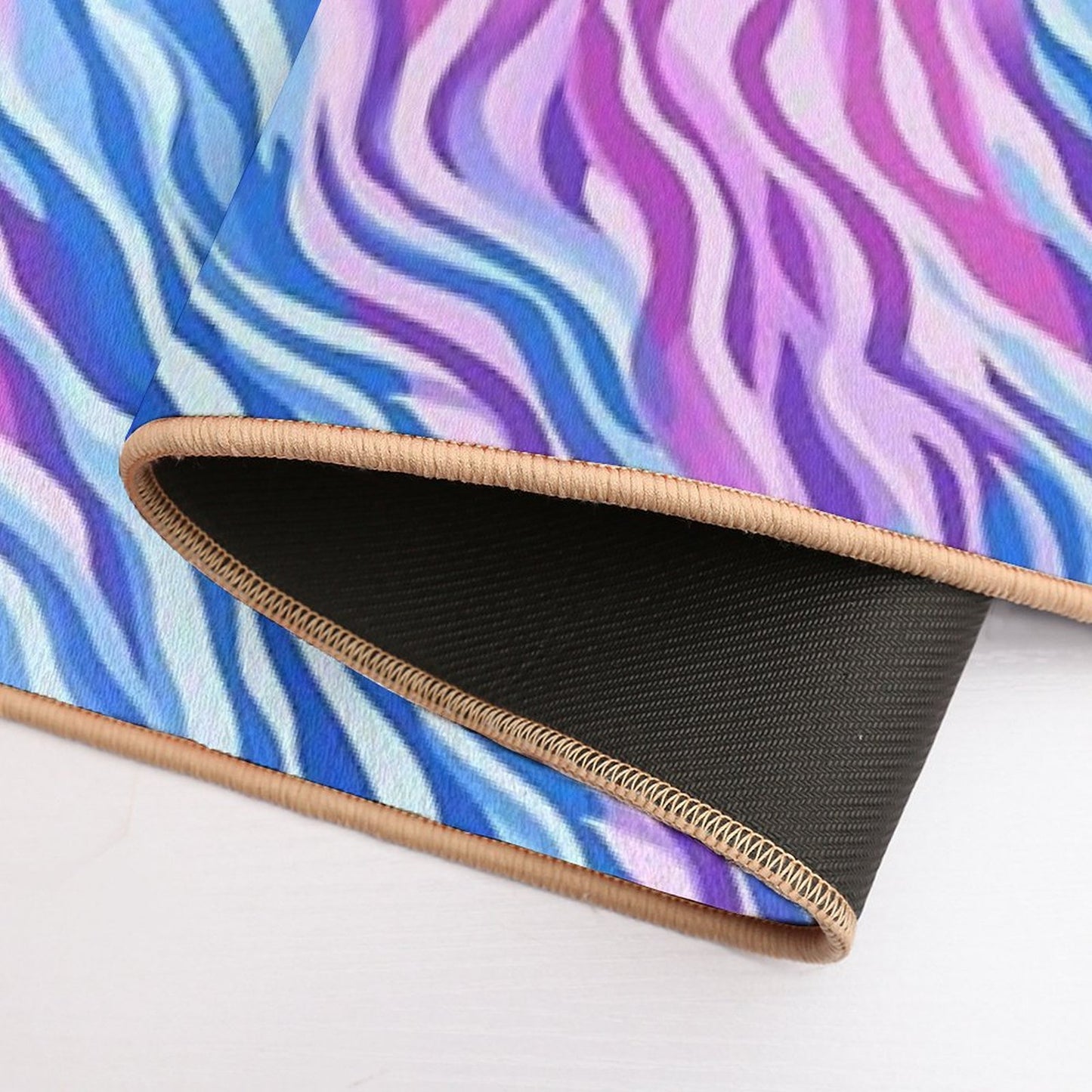 Abstract Wavy Lines Pattern Texture Long-Lasting Bath Mat