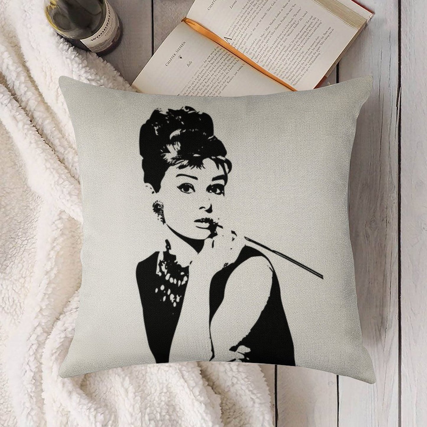 Audrey Hepburn - An Icon Linen Throw Pillow Cover
