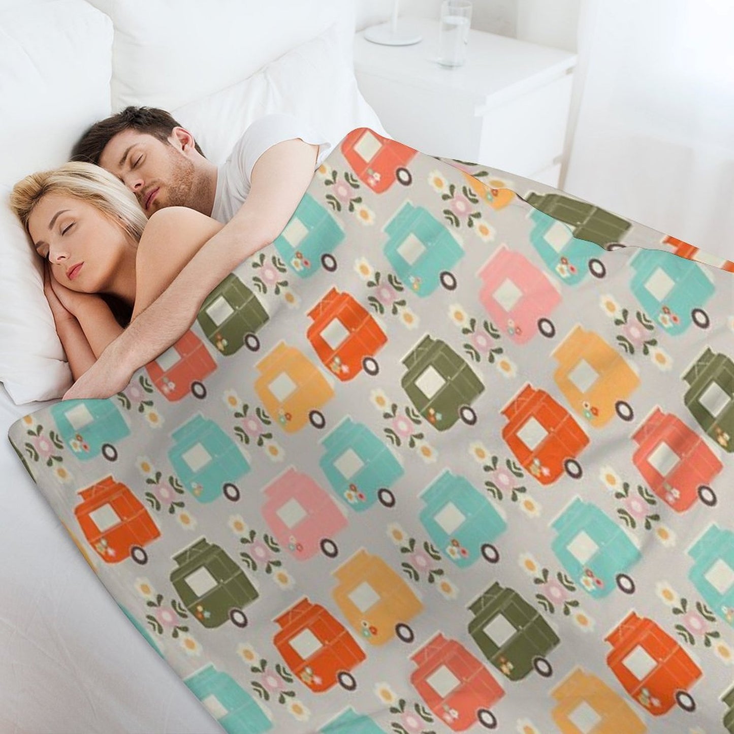 Colourful Vintage Caravans And Daisies Throw Blanket