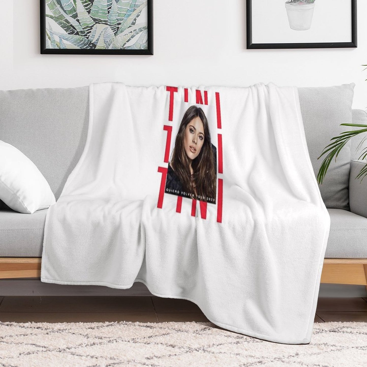 Tini - Quiero Volver Tour Merch Throw Blanket