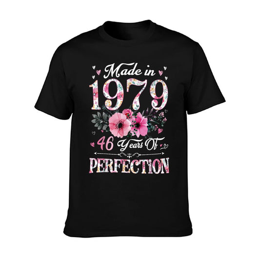 46 Year Old Made In 1979 Floral 46th Birthday Gift For Women T-Shirt