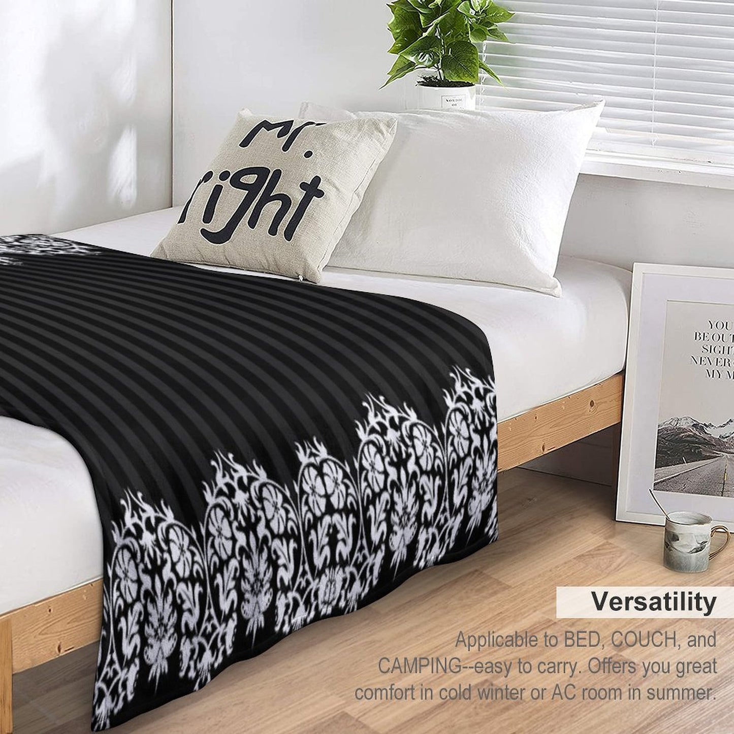 Black And White Damask Pattern Throw Blanket