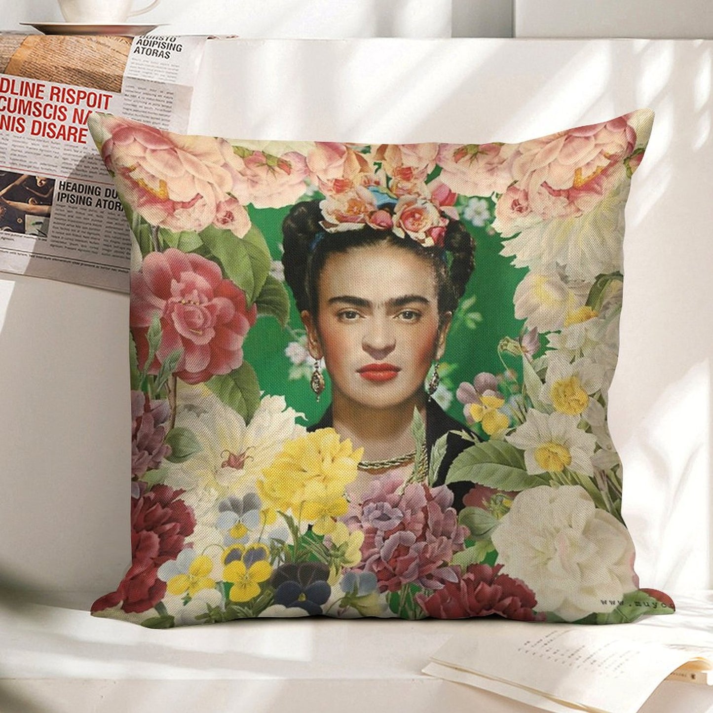Frida Kahlo IV Linen Throw Pillow Cover